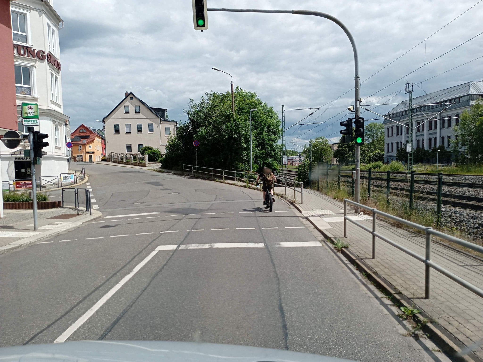 Street view near Hotel Schweizerhaus, Hohenstein-Ernstthal — © atze02 (CC BY-SA · Mapillary)