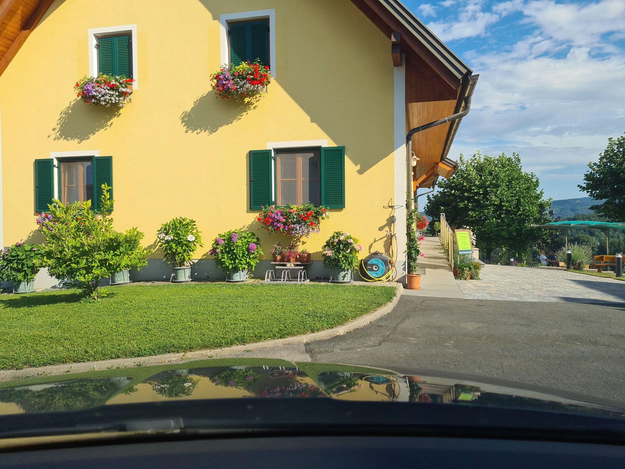 Street view near Weingut Fellner, Gamlitz — © schermy_at (CC BY-SA · Mapillary)