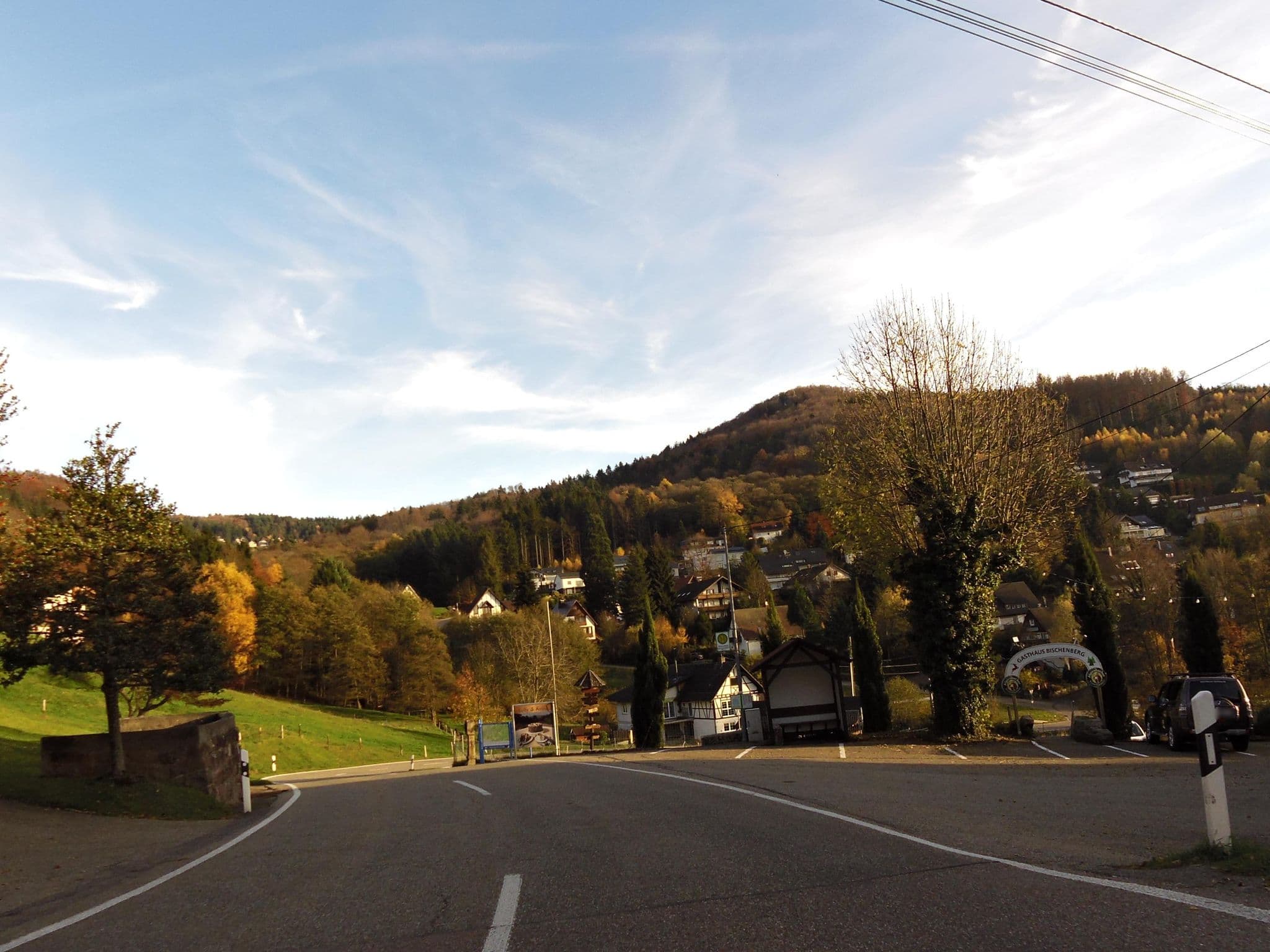 Street view near Gasthaus Bischenberg, Sasbachwalden — © fell3 (CC BY-SA · Mapillary)
