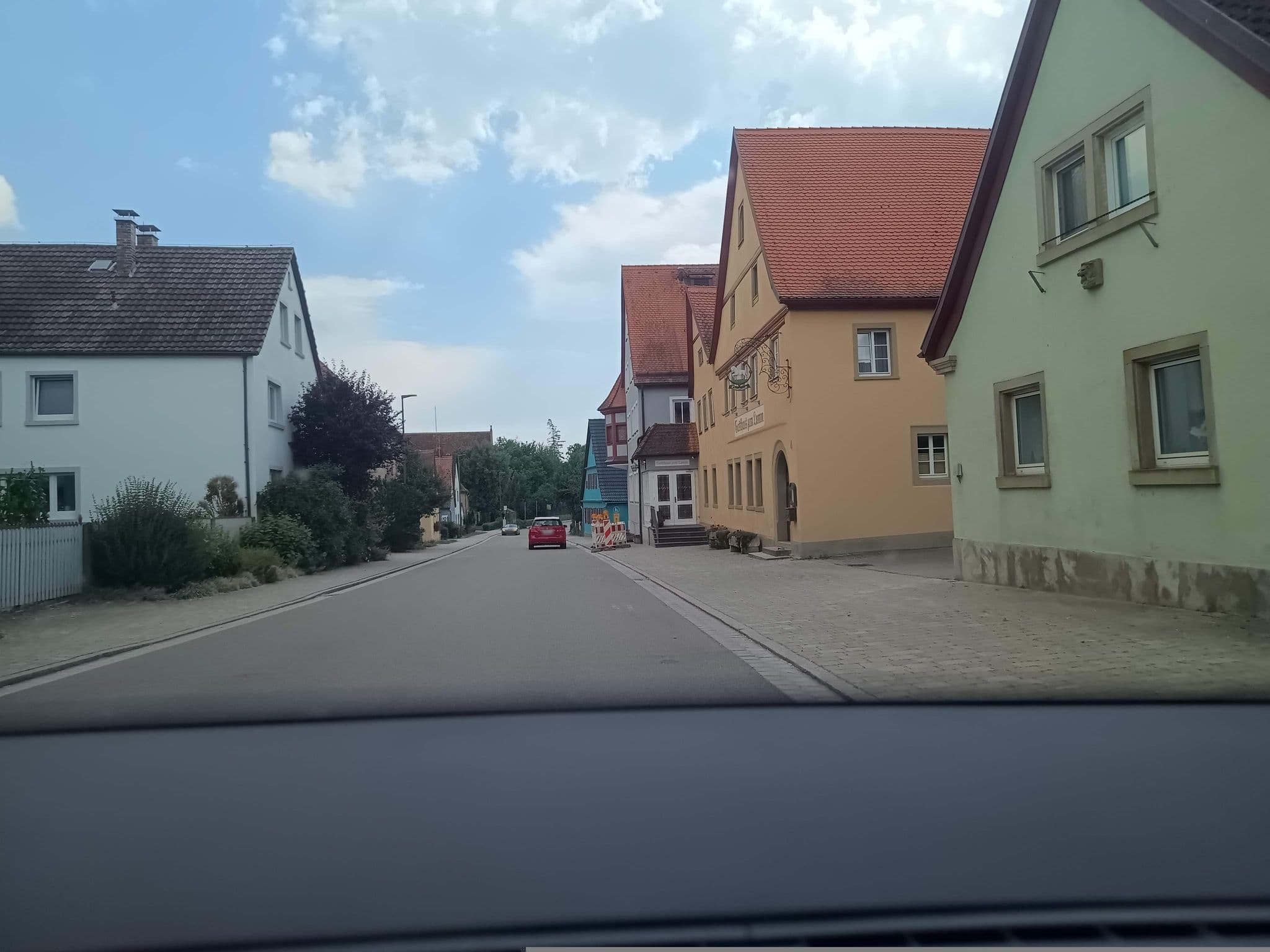 Street view near Gasthaus zum Lamm, Gebsattel — © zuse (CC BY-SA · Mapillary)