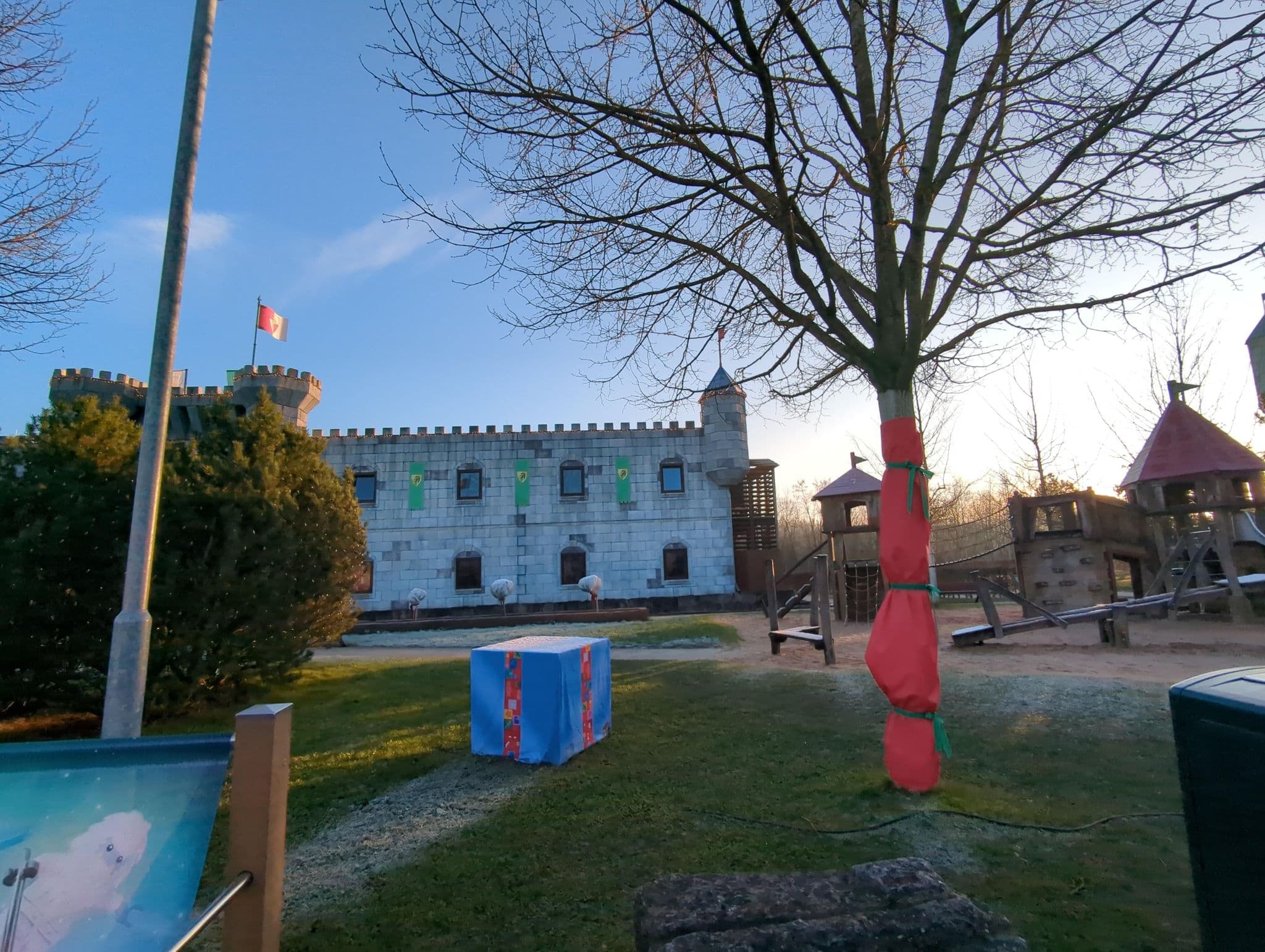 Street view near Die Ritterburg, Günzburg — © ente (CC BY-SA · Mapillary)