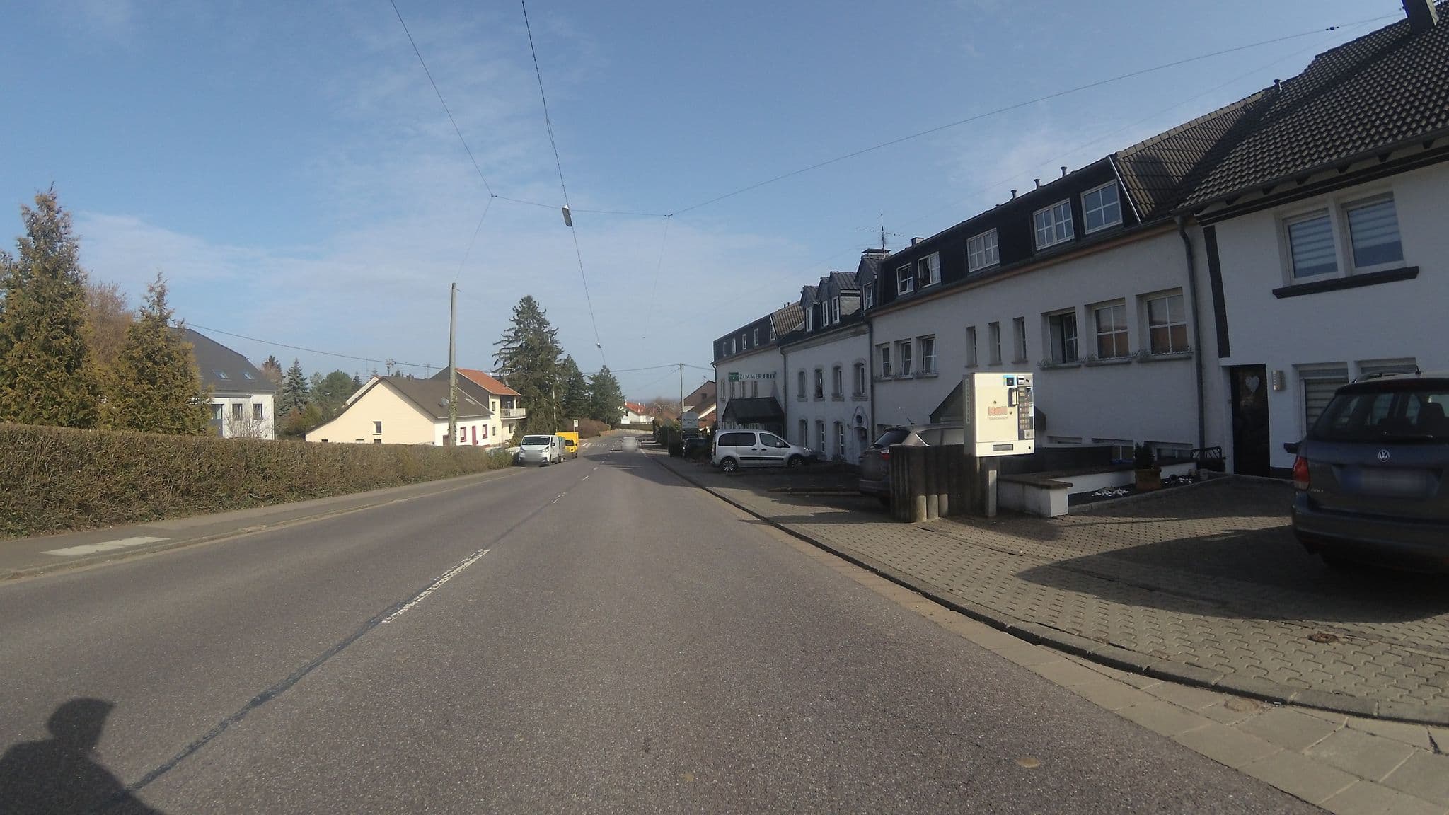 Street view near Felsberger Hof, Wallerfangen — © teddy73 (CC BY-SA · Mapillary)