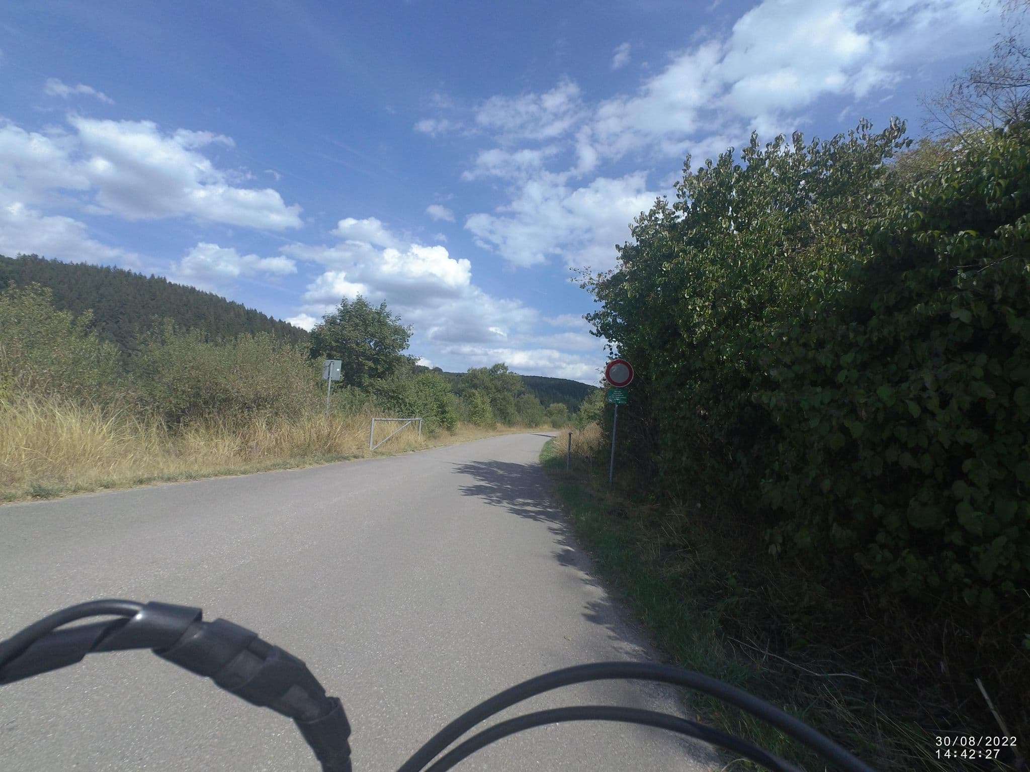 Street view near Campingpark Kronenburger See, Stadtkyll — © VIA_DT (CC BY-SA · Mapillary)