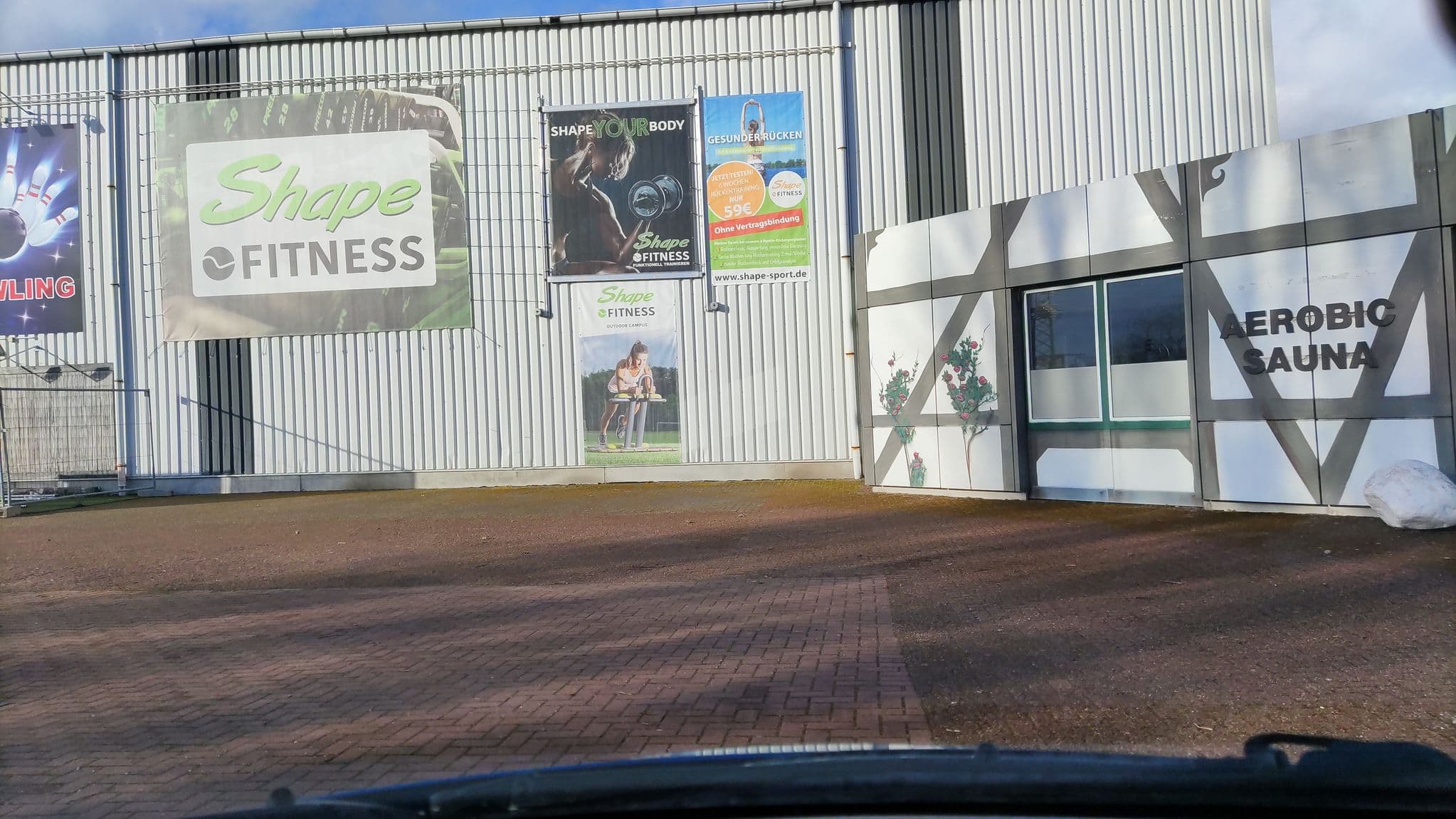 Street view near Sport & Country Hotel, Winsen — © hotteliene (CC BY-SA · Mapillary)