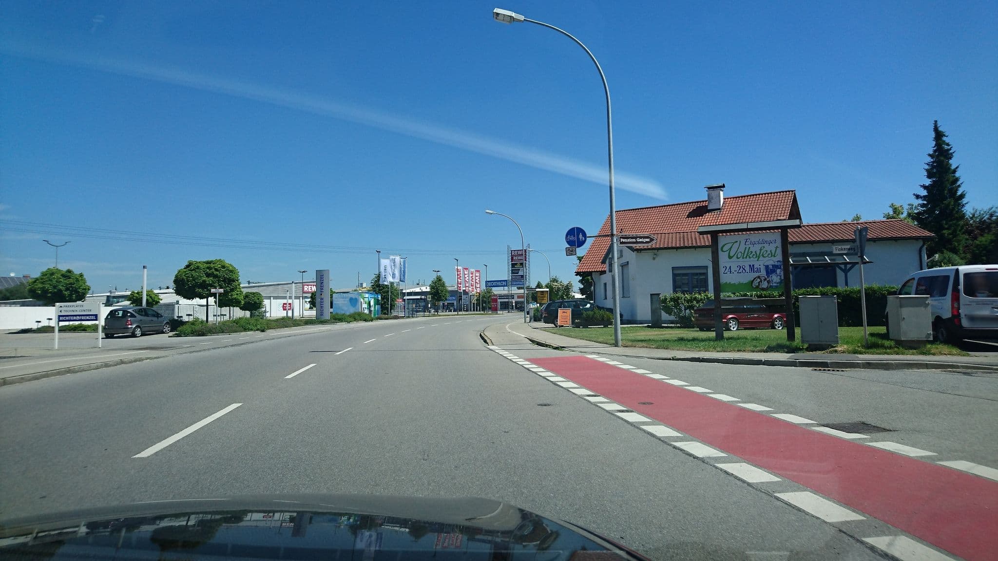 Street view near Pension Geiger, Ergolding — © plonma1 (CC BY-SA · Mapillary)