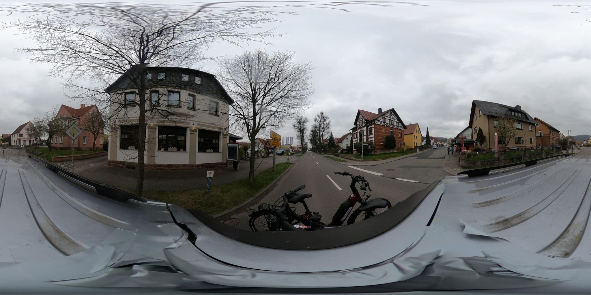 Street view near Hotel Zum Rhönpaulus, Dermbach — © Mobilitaetswerk (CC BY-SA · Mapillary)