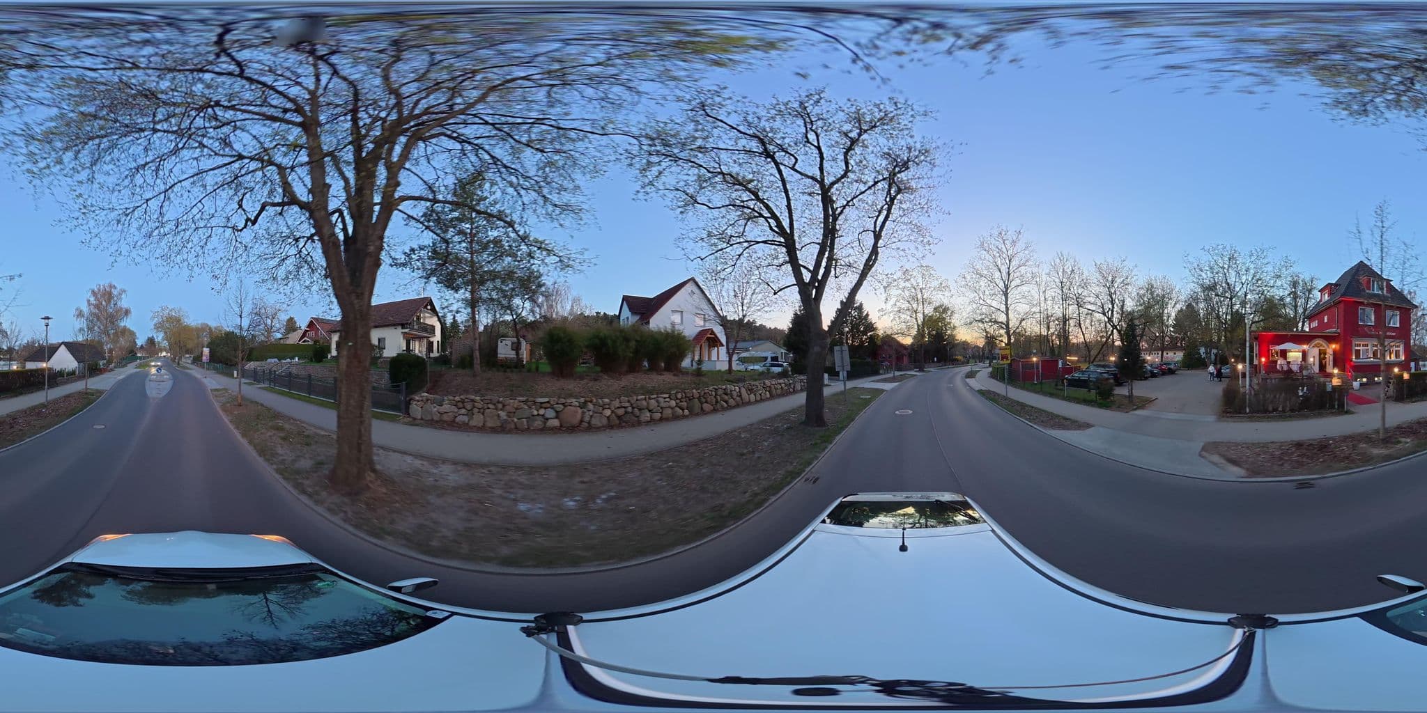 Street view near Leutloff's am See, Zeuthen — © osmplus_org (CC BY-SA · Mapillary)