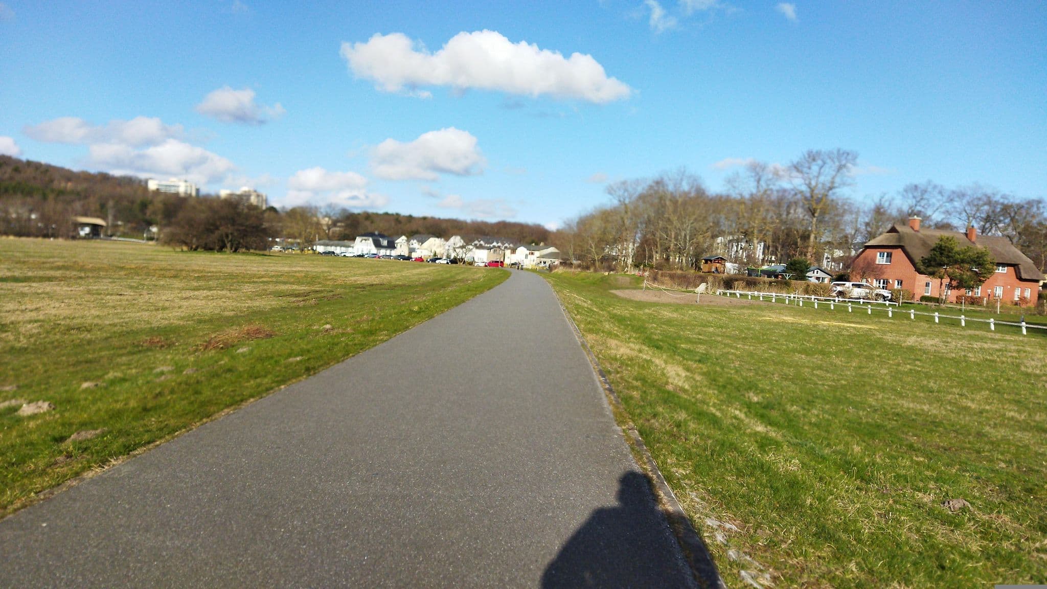 Street view near Hotel am See, Sellin — © changchun1 (CC BY-SA · Mapillary)