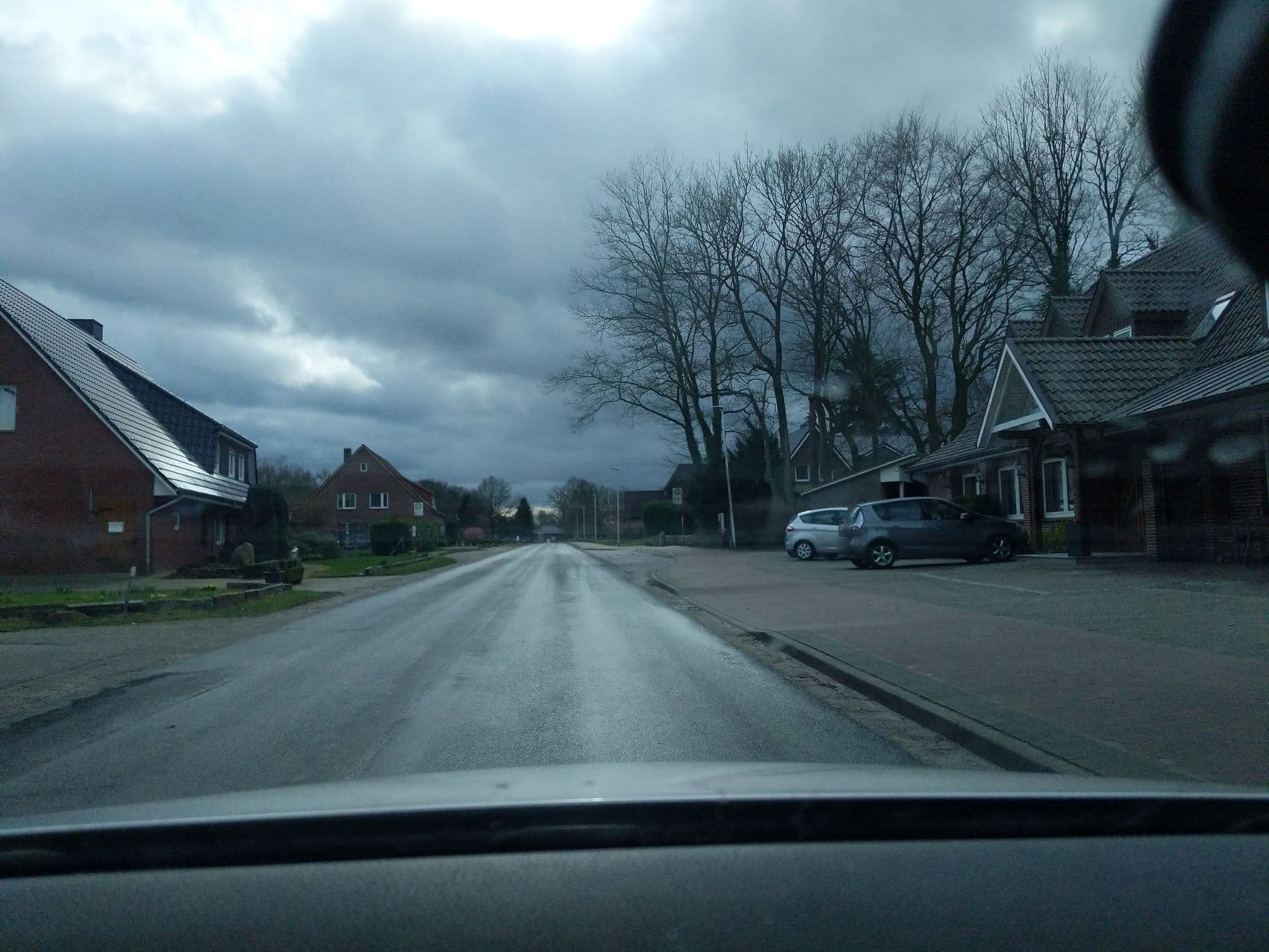 Street view near Gasthof Hellwege, Heinbockel — © nesshof (CC BY-SA · Mapillary)