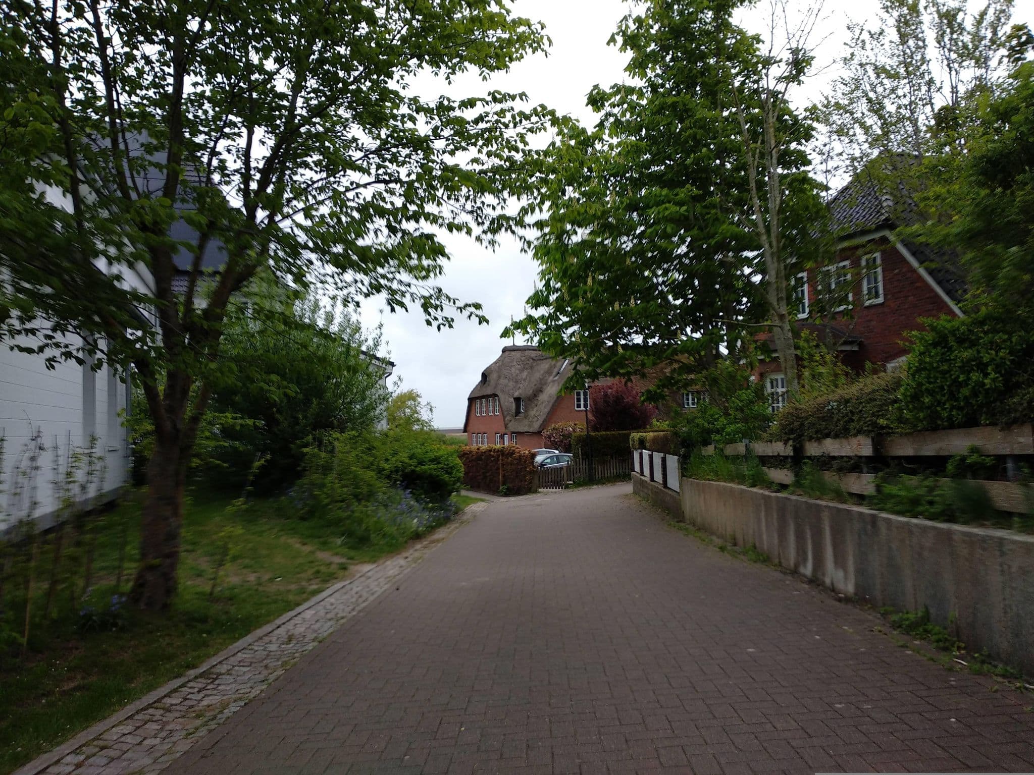 Street view near Haus Amrum, Wyk auf Föhr — © steinm (CC BY-SA · Mapillary)
