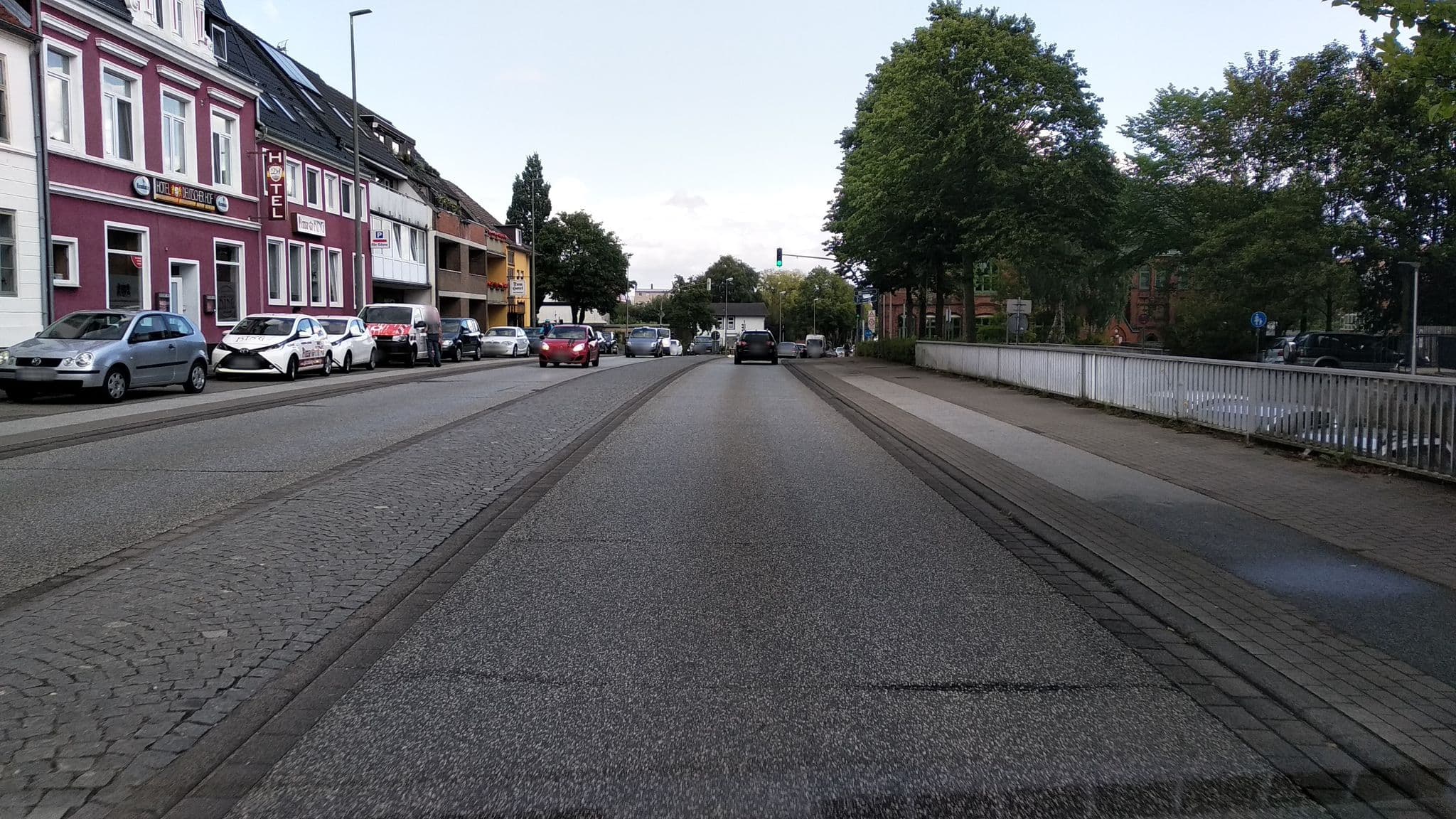 Street view near Deutscher Hof, Schleswig — © hoeckie1975 (CC BY-SA · Mapillary)