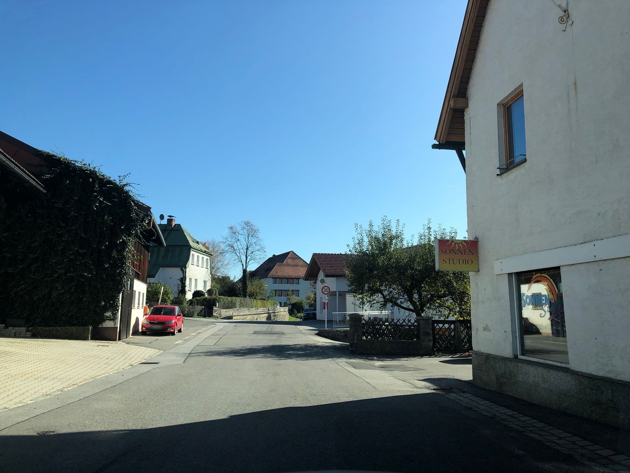 Street view near Pension Peter Hof, Bodenmais — © chuck (CC BY-SA · Mapillary)