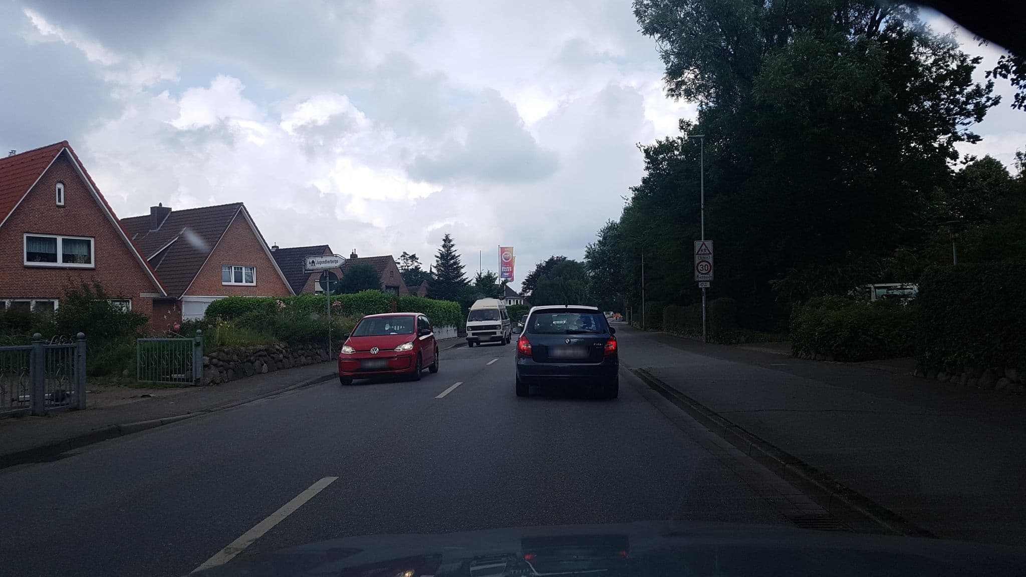 Street view near DJH Jugendherberge Husum, Husum — © dsmm (CC BY-SA · Mapillary)