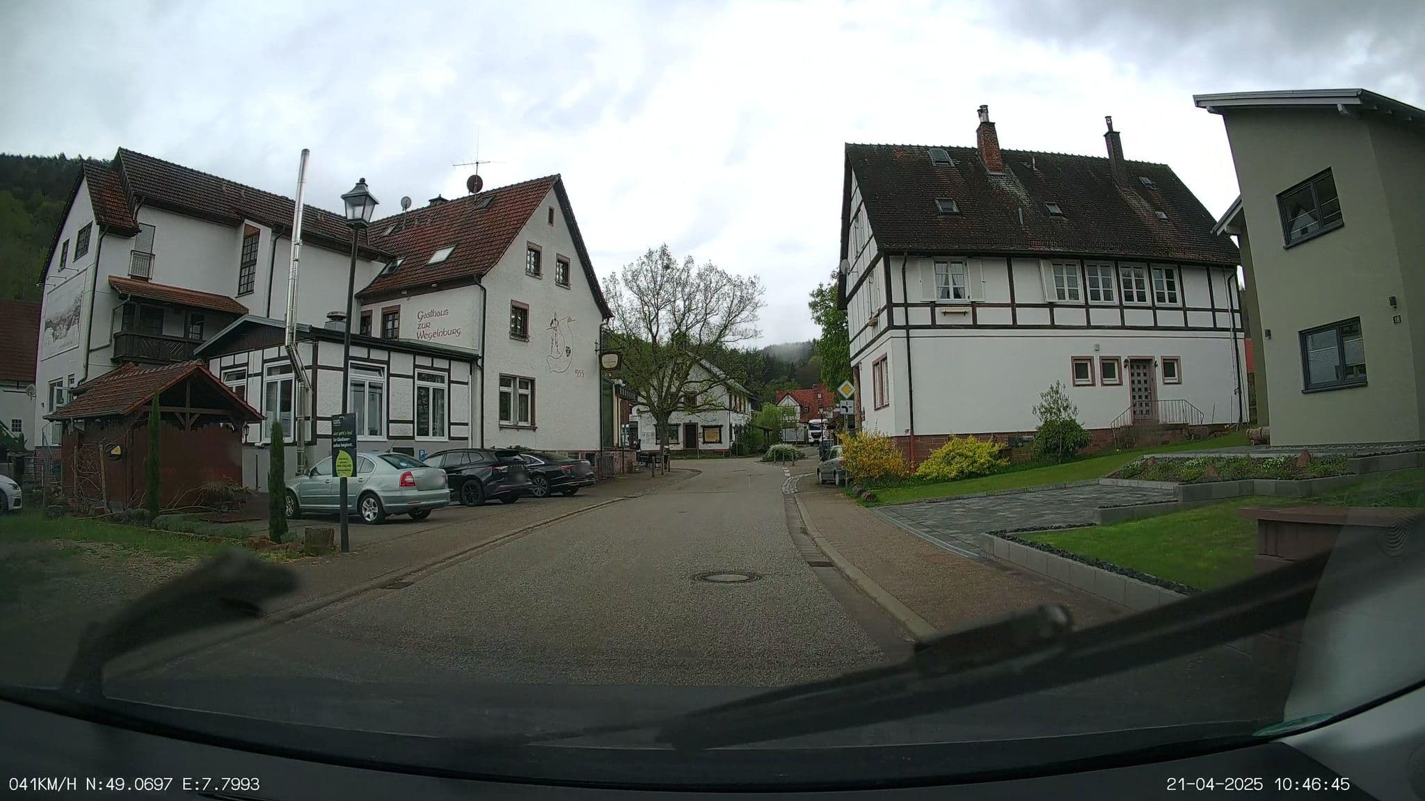 Street view near Hotel Zur Wegelnburg, Bundenthal — © heetENkoel (CC BY-SA · Mapillary)