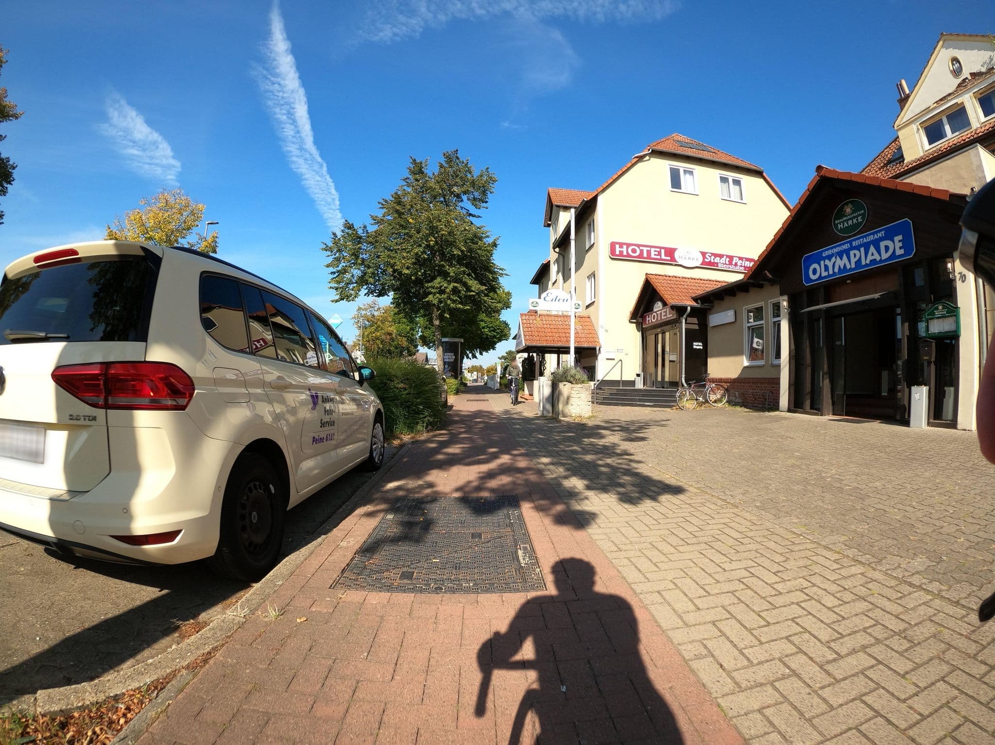 Street view near Hotel Stadt Peine, Peine — © Langfahrer (CC BY-SA · Mapillary)