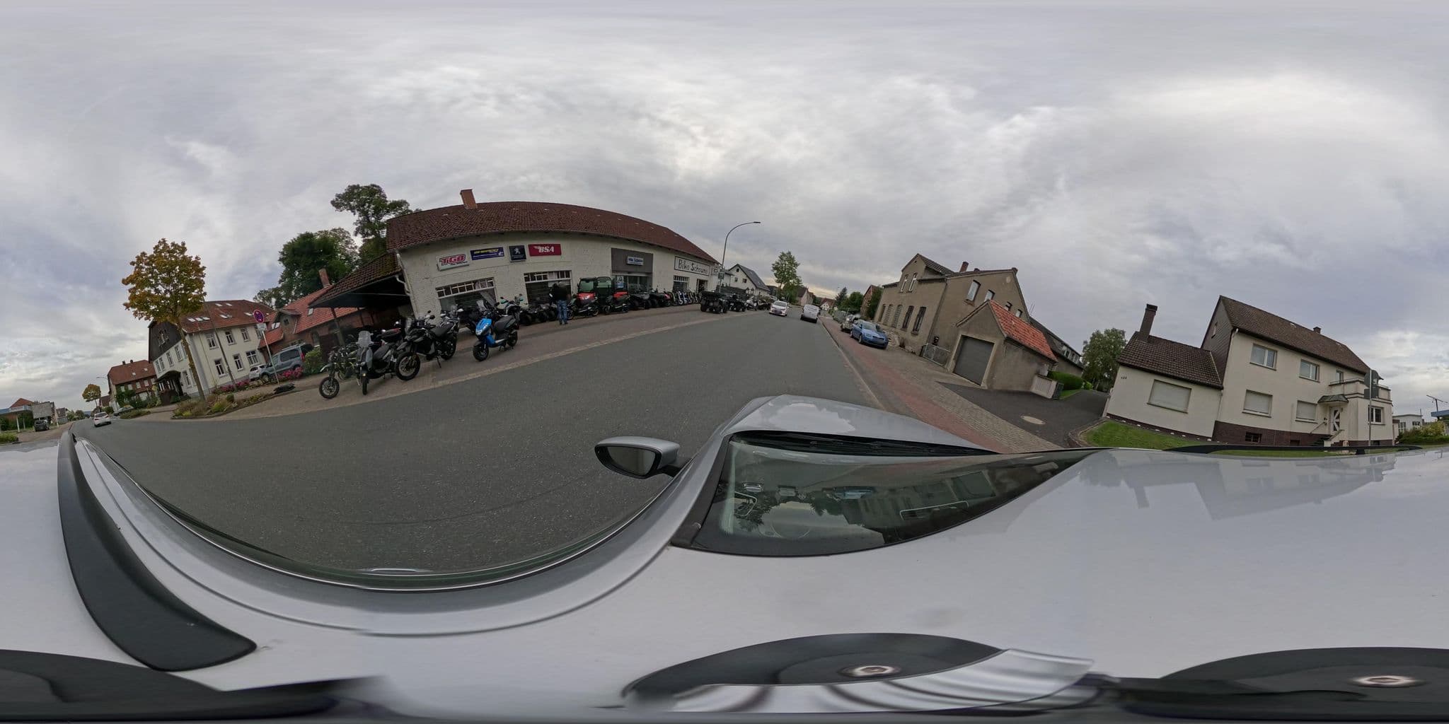 Street view near Mengedot, Steinheim — © thetornado76 (CC BY-SA · Mapillary)