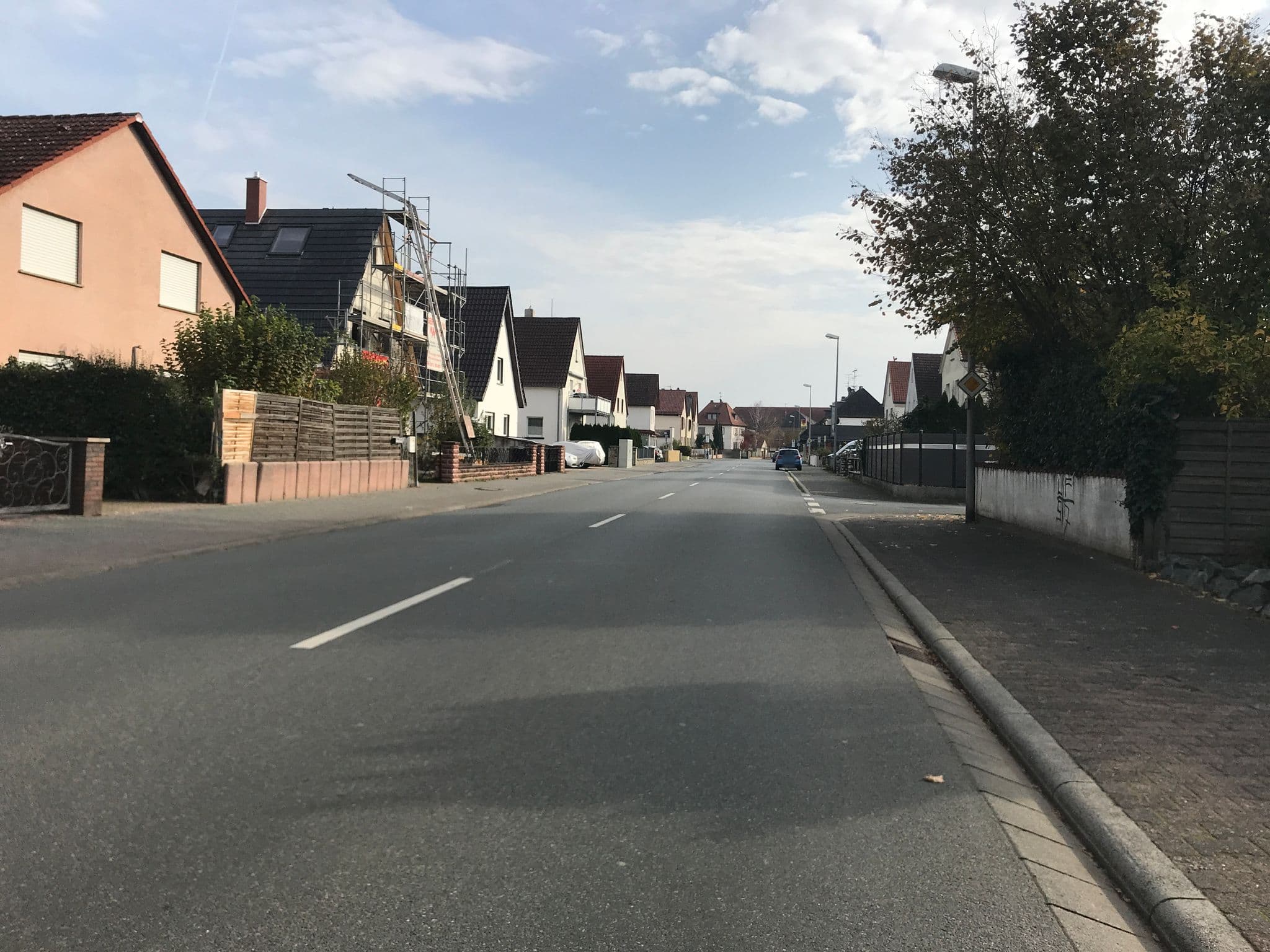 Street view near Pension Ewald, Trebur — © miguel_andrade (CC BY-SA · Mapillary)