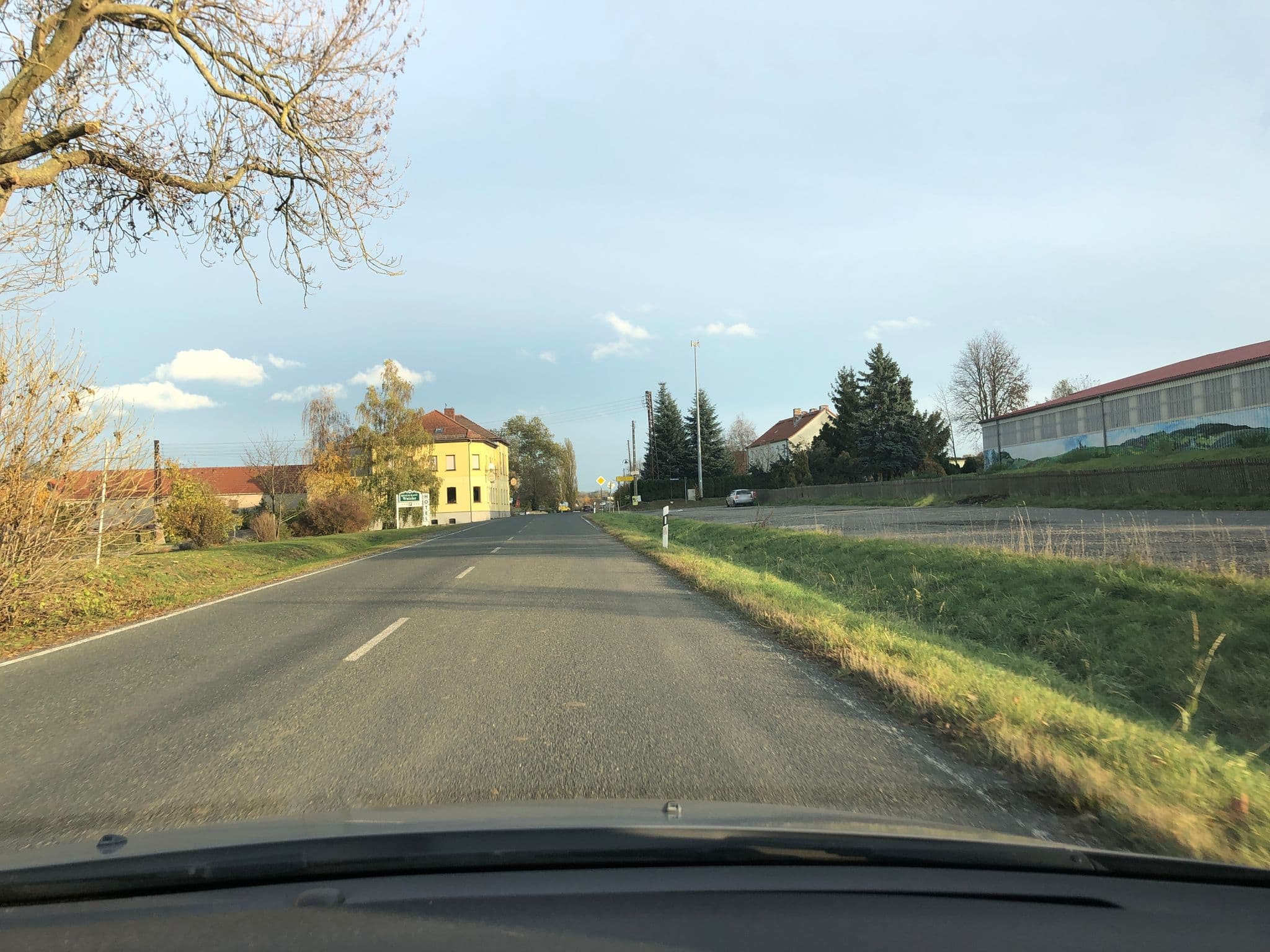 Street view near Hotel Wutzler, Triptis — © bejotel (CC BY-SA · Mapillary)