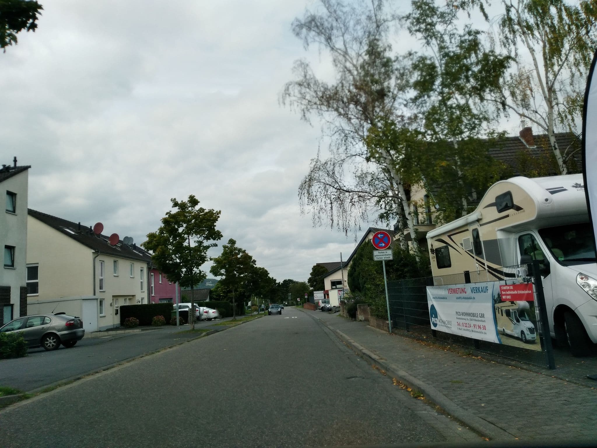 Street view near Wohnmobilstellplatz Siebengebirgsblick, Rheinbreitbach — © schwing (CC BY-SA · Mapillary)
