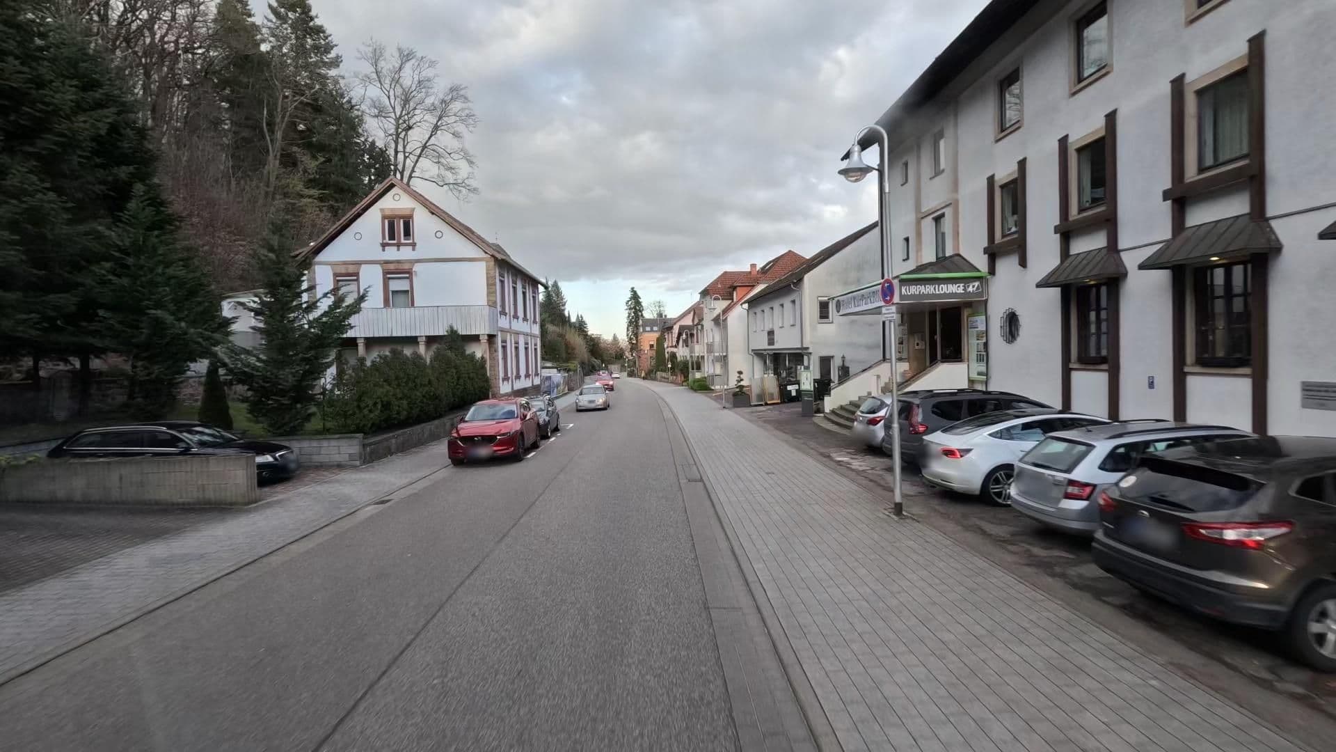 Street view near Kurparkblick, Bad Bergzabern — © bct (CC BY-SA · Mapillary)