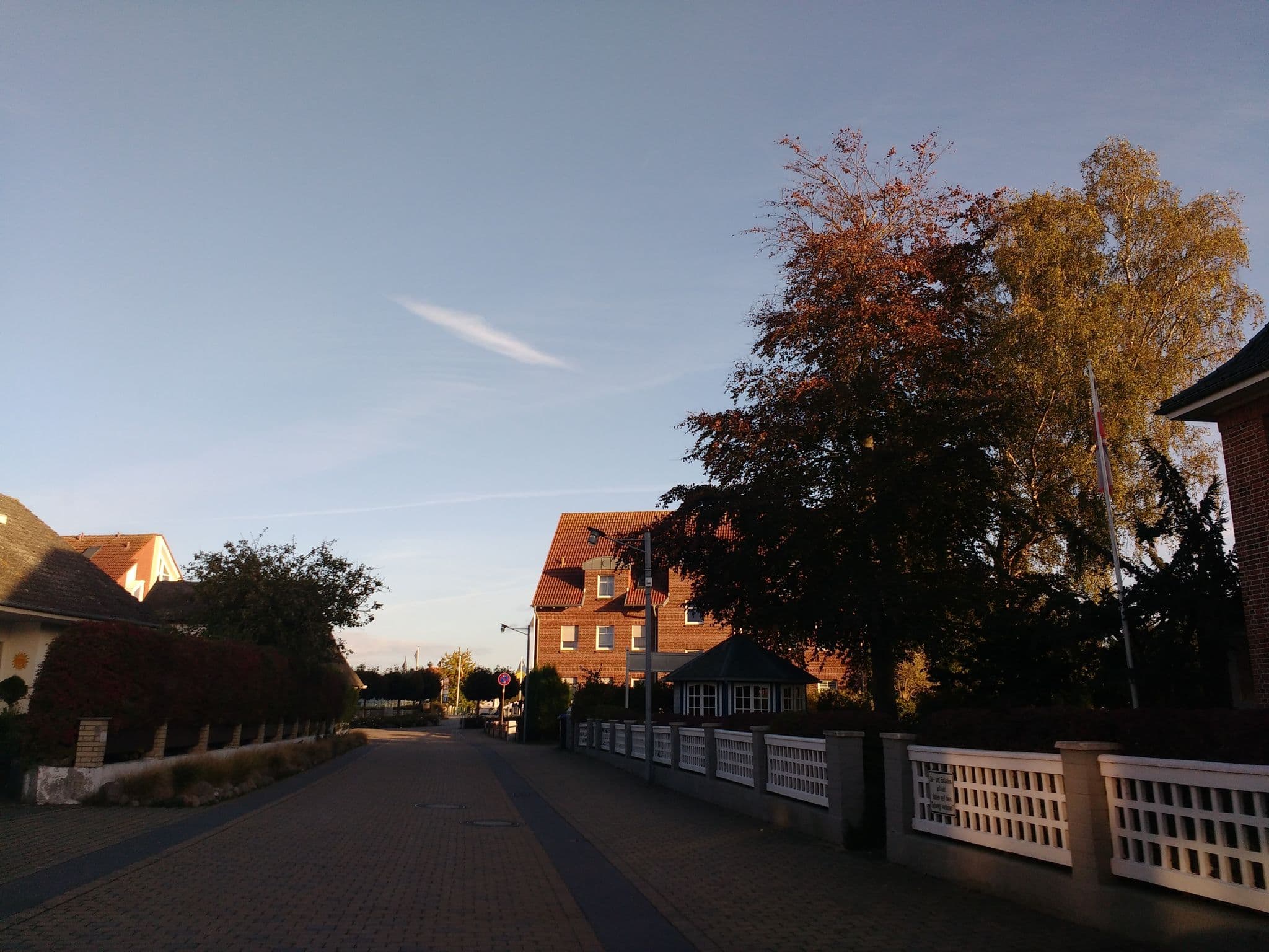 Street view near Haus Miramar, Kellenhusen — © thetornado76 (CC BY-SA · Mapillary)