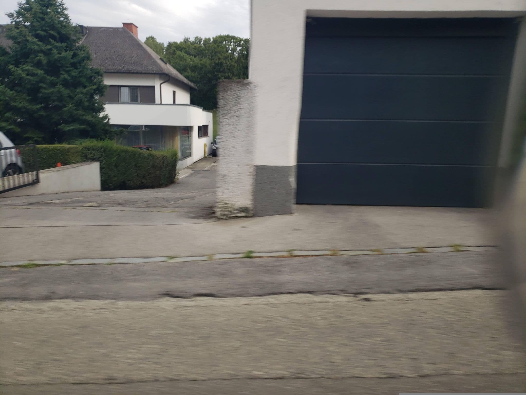 Street view near Gasthof Pension Gerhart, Perchtoldsdorf — © mapfool (CC BY-SA · Mapillary)