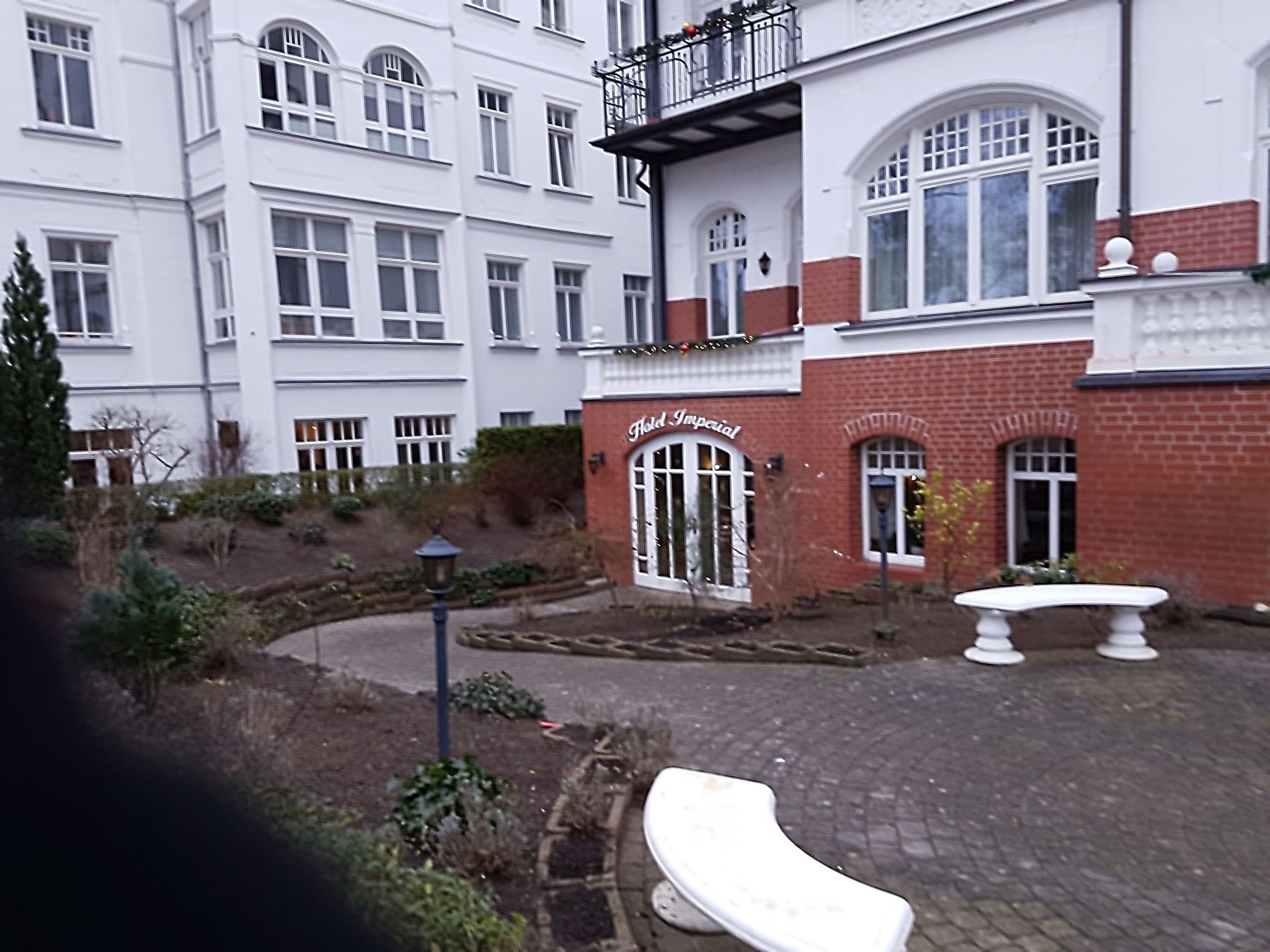 Street view near Villa Imperial, Ostseebad Binz — © changchun1 (CC BY-SA · Mapillary)