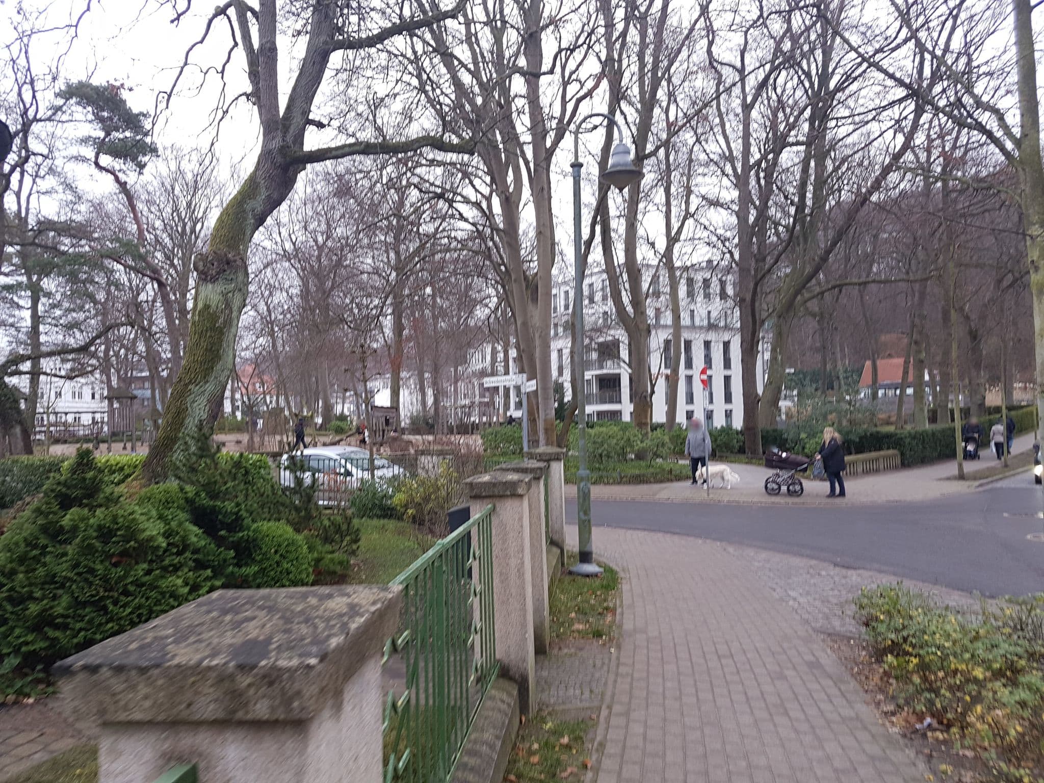 Street view near Haus in der Sonne, Ostseebad Binz — © changchun1 (CC BY-SA · Mapillary)