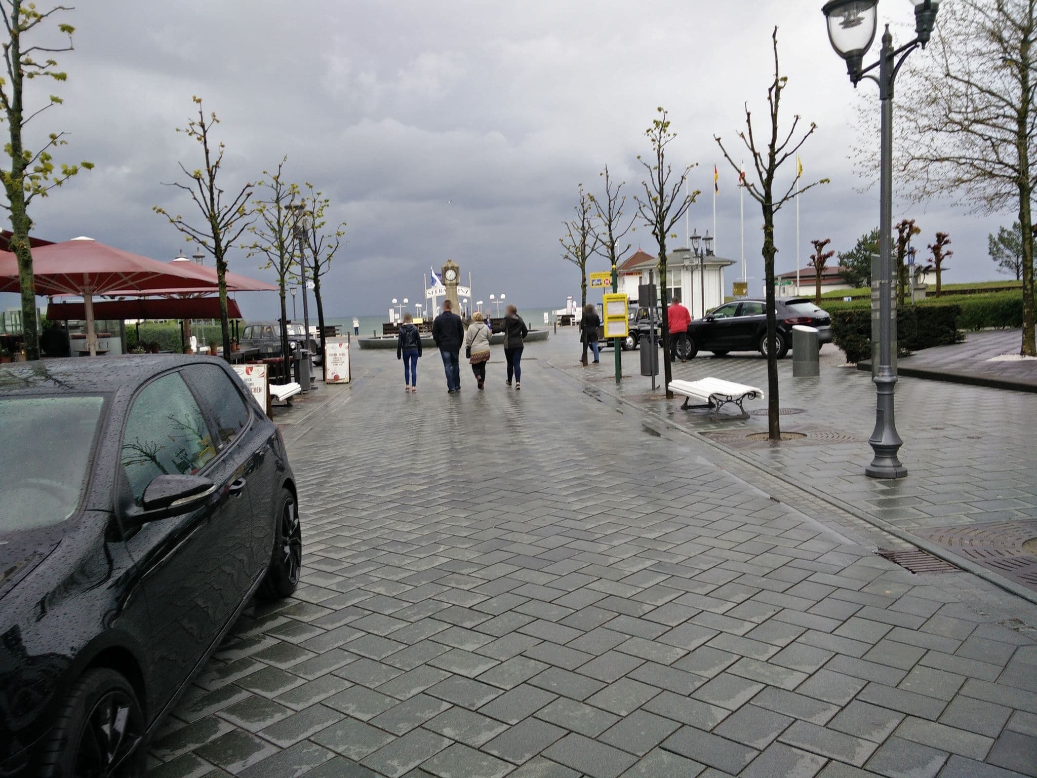 Street view near Aparthotel Rialto, Ostseebad Binz — © bernardvoyageur (CC BY-SA · Mapillary)