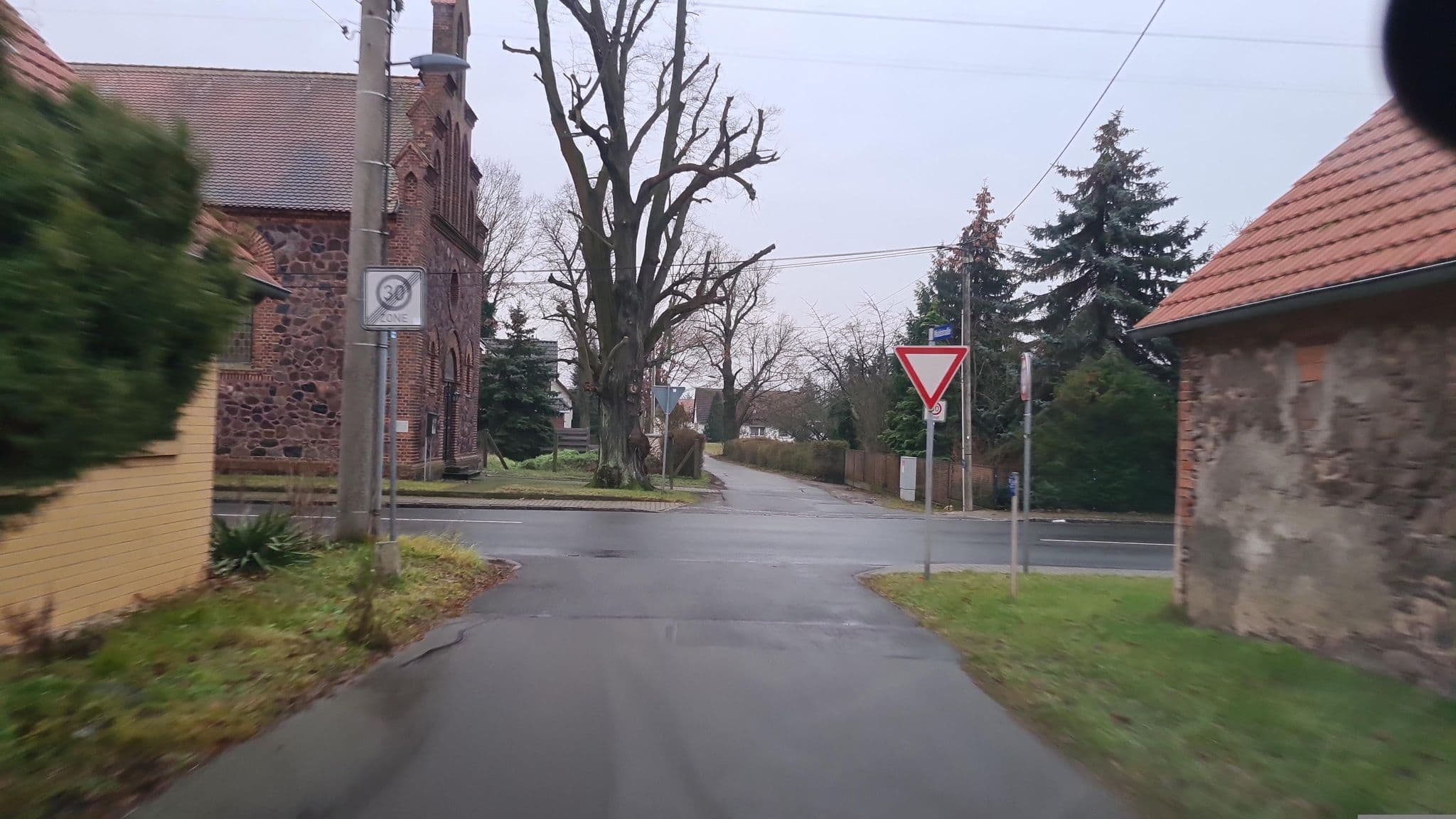 Street view near Behlahof, Welzow — © dsmm (CC BY-SA · Mapillary)