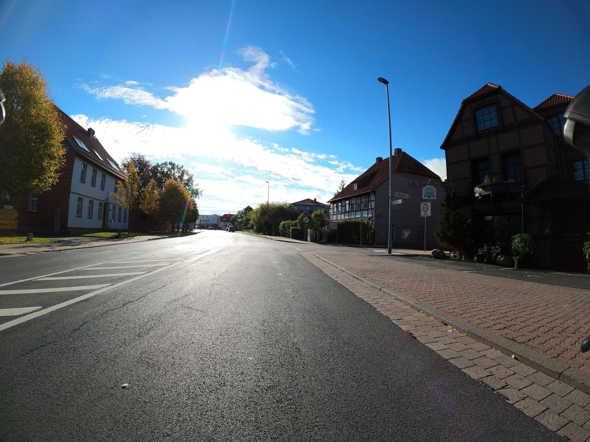 Street view near Zur Linde, Pattensen — © Langfahrer (CC BY-SA · Mapillary)