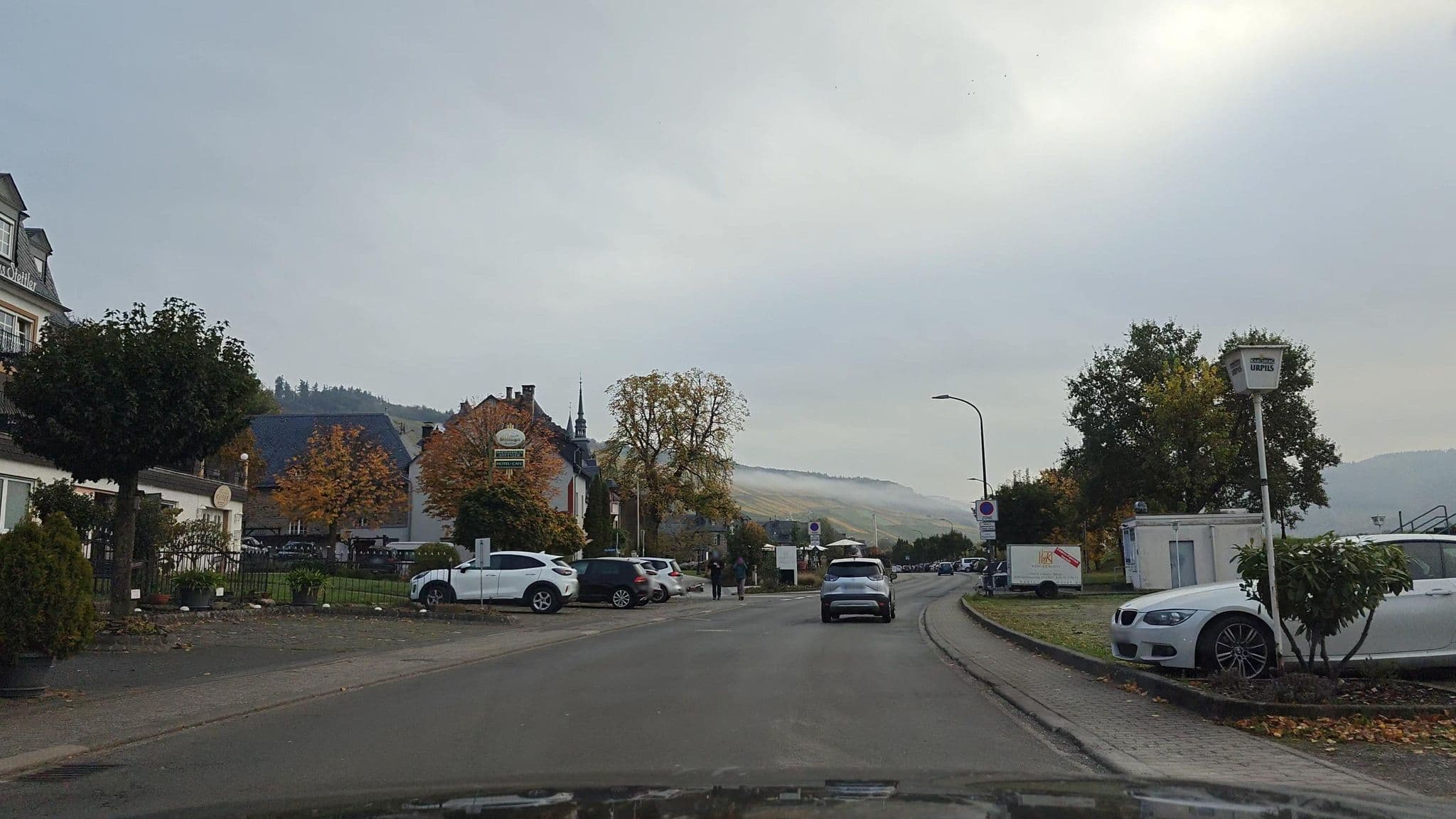 Street view near Hotel Weinhaus Stettler, Lieser — © amenophis (CC BY-SA · Mapillary)