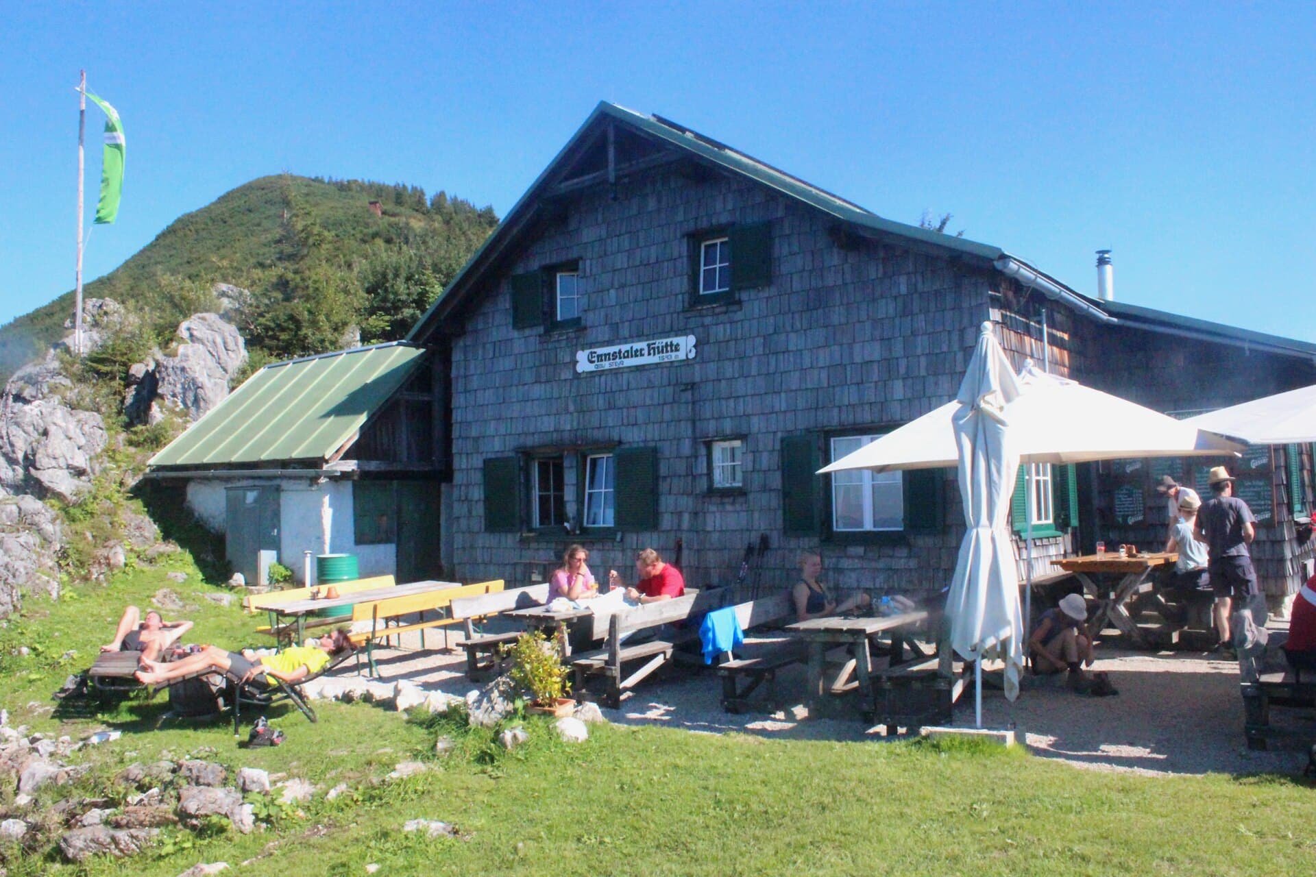 Ennstaler Hütte (via Wikimedia Commons, CC BY-SA 4.0)