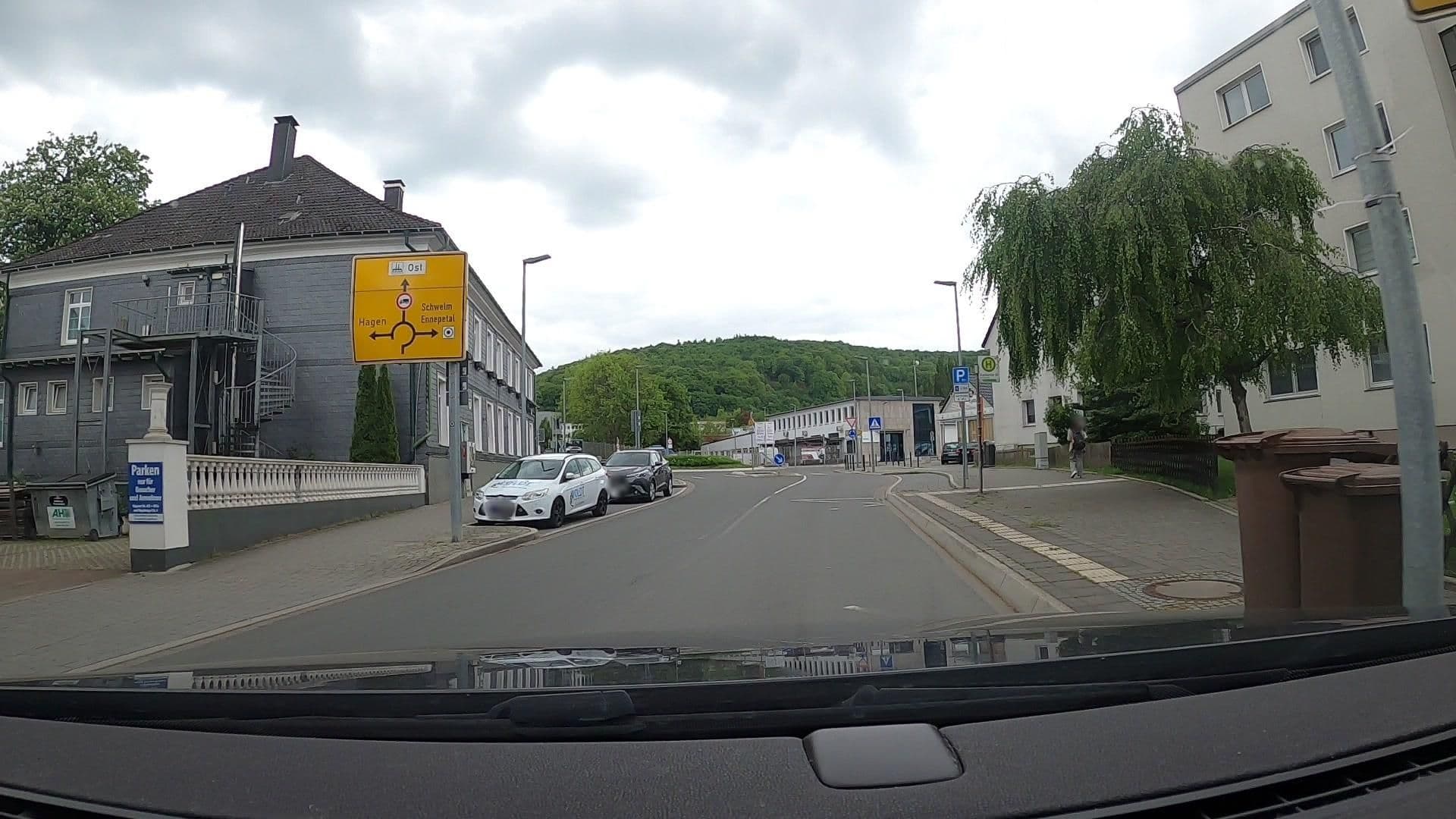 Street view near Hotel Haus Vogelsang, Gevelsberg — © uwekoch (CC BY-SA · Mapillary)