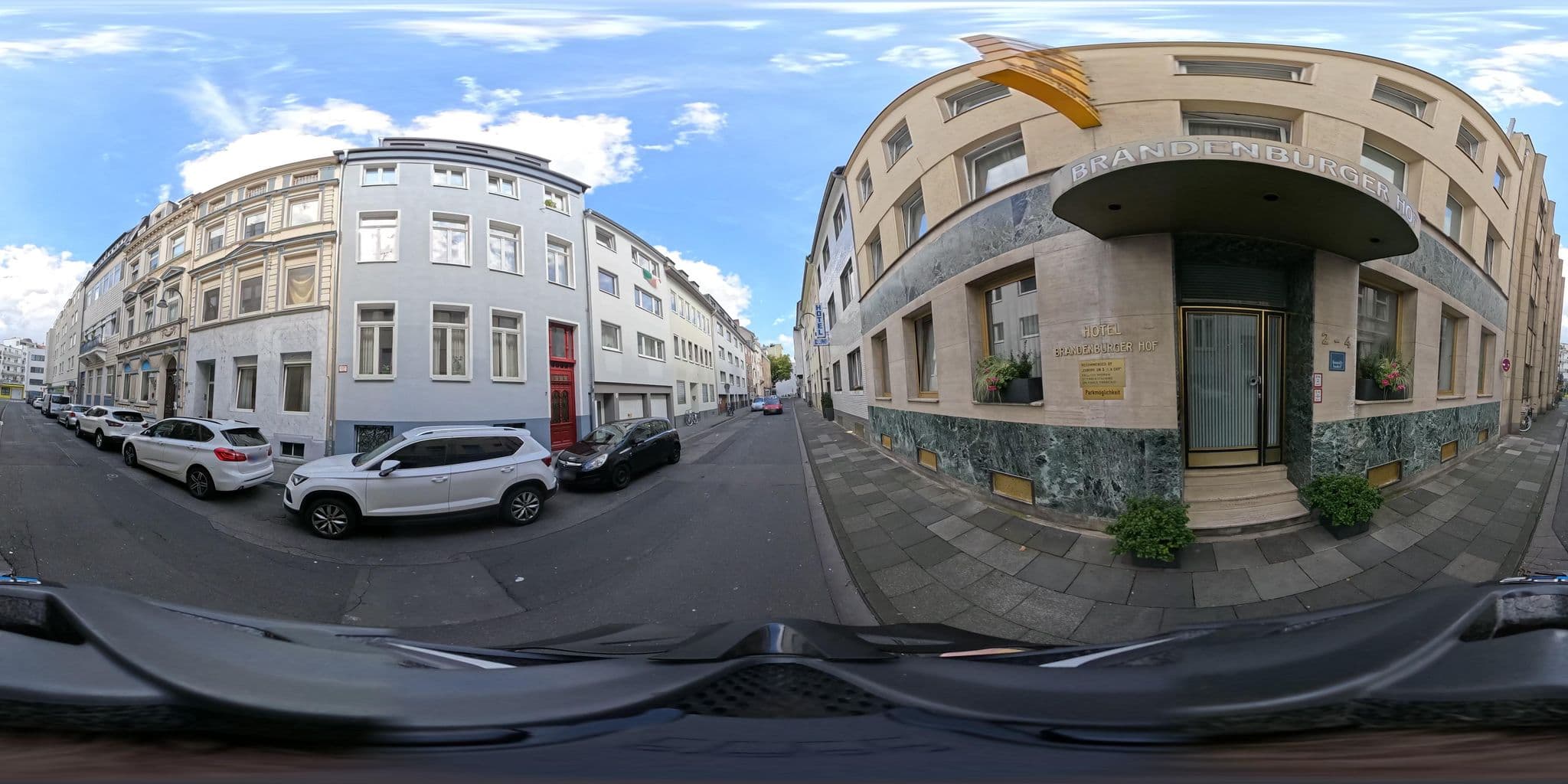 Street view near Hotel Brandenburger Hof, Altstadt Nord — © popball (CC BY-SA · Mapillary)