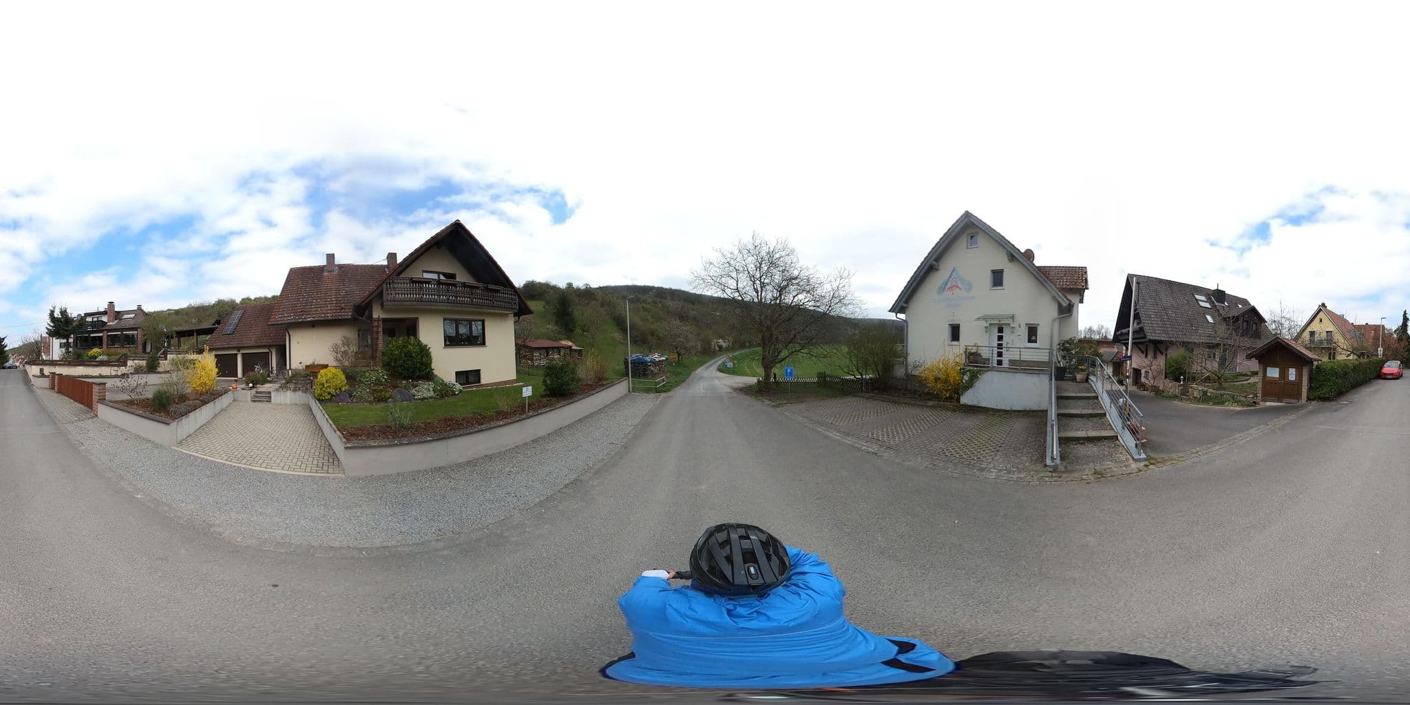 Street view near Gästehaus Pension Heuler, Eußenheim — © Planungsgesellschaft_RV-K (CC BY-SA · Mapillary)