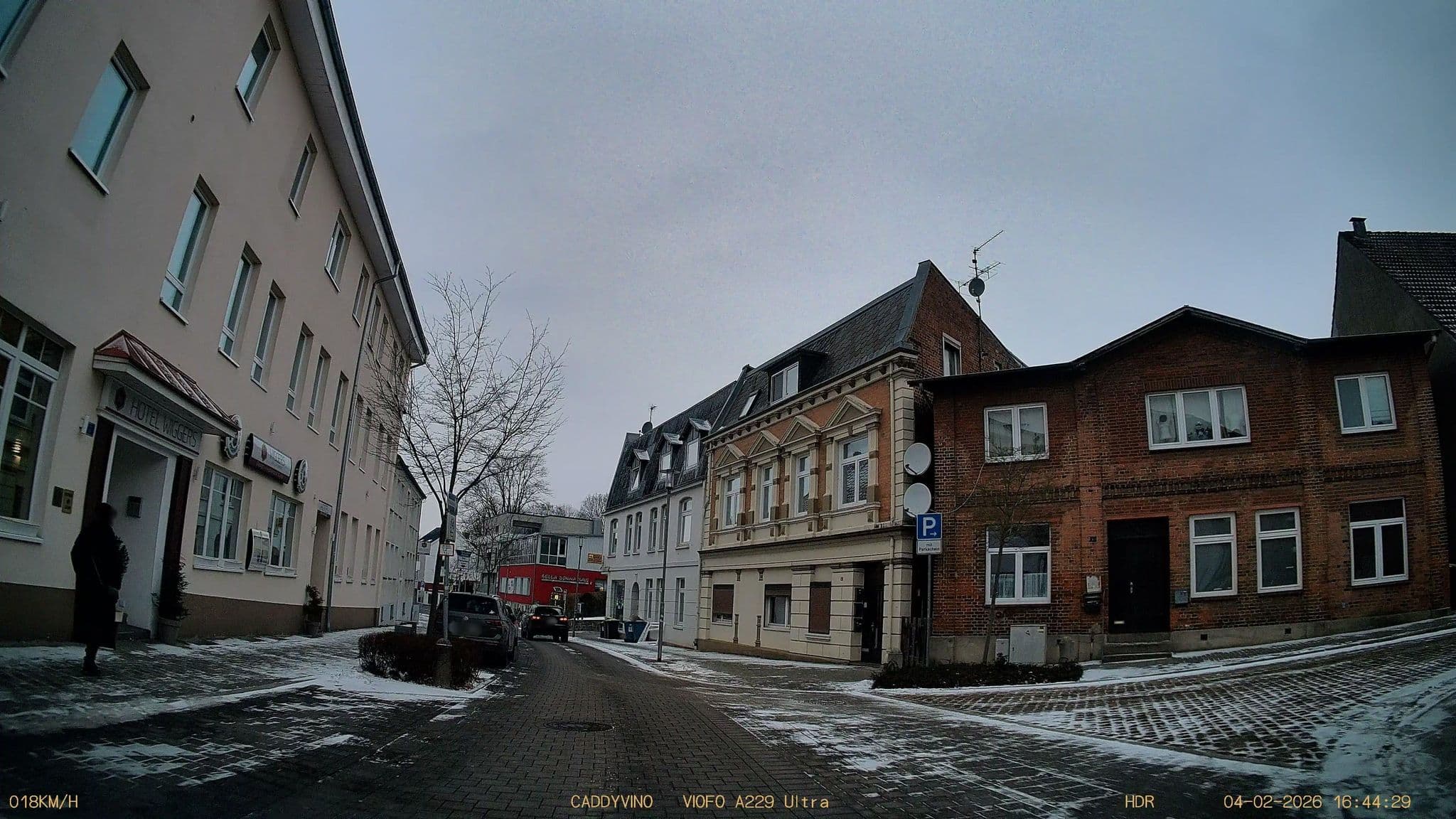 Street view near Restaurant Wiggers, Bad Oldesloe — © DruideBizeps (CC BY-SA · Mapillary)