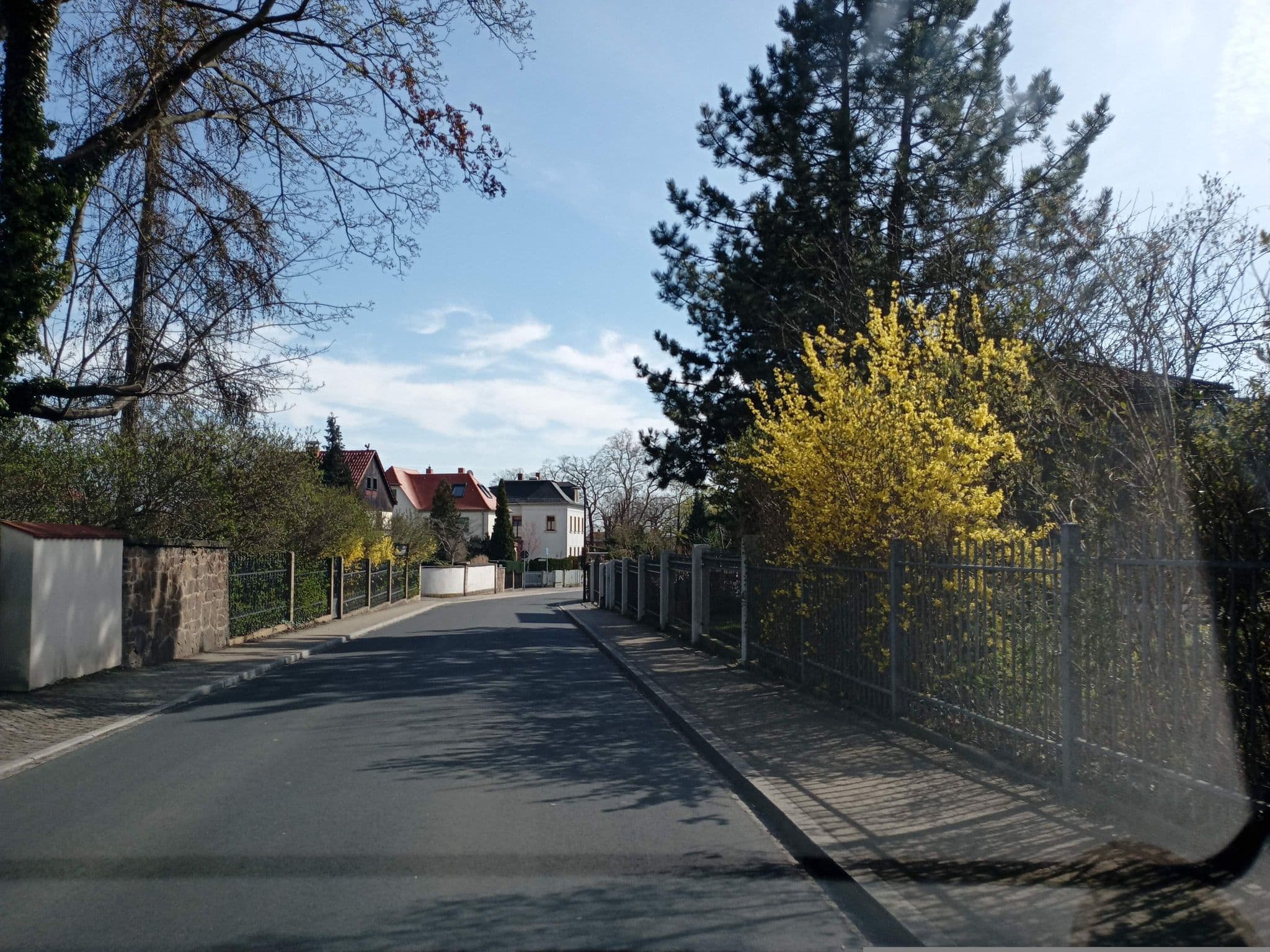 Street view near Ferienhaus Im Paradies, Radebeul — © atze02 (CC BY-SA · Mapillary)