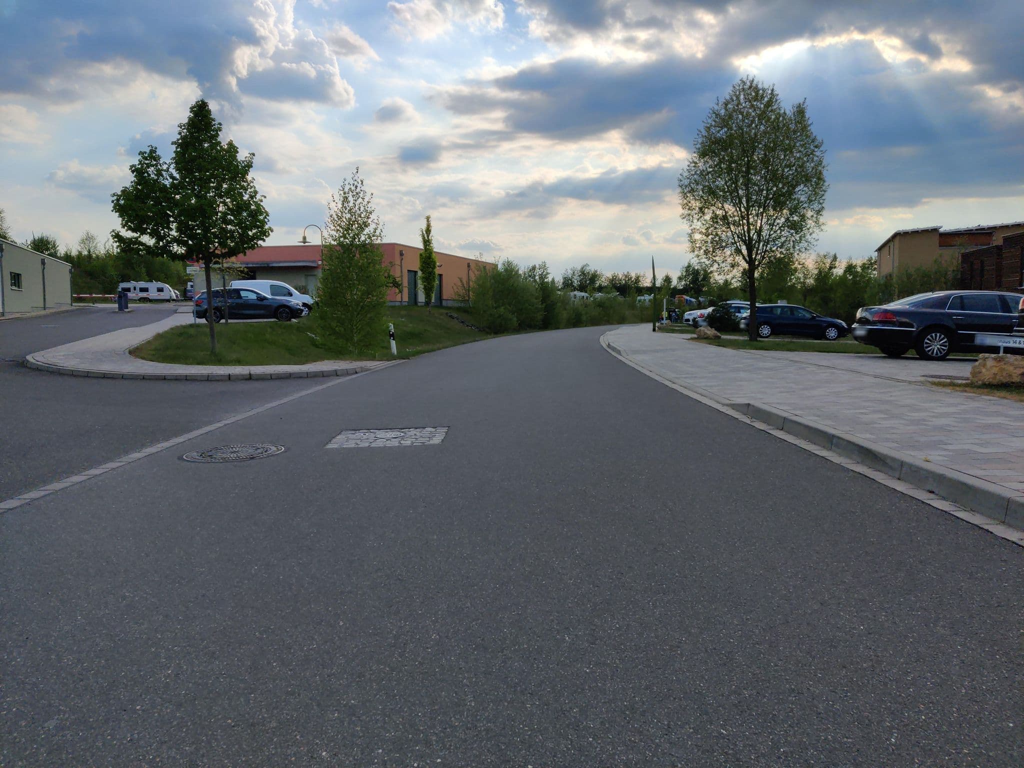 Street view near Hafenhaus 10, 12, Rötha — © kopra (CC BY-SA · Mapillary)