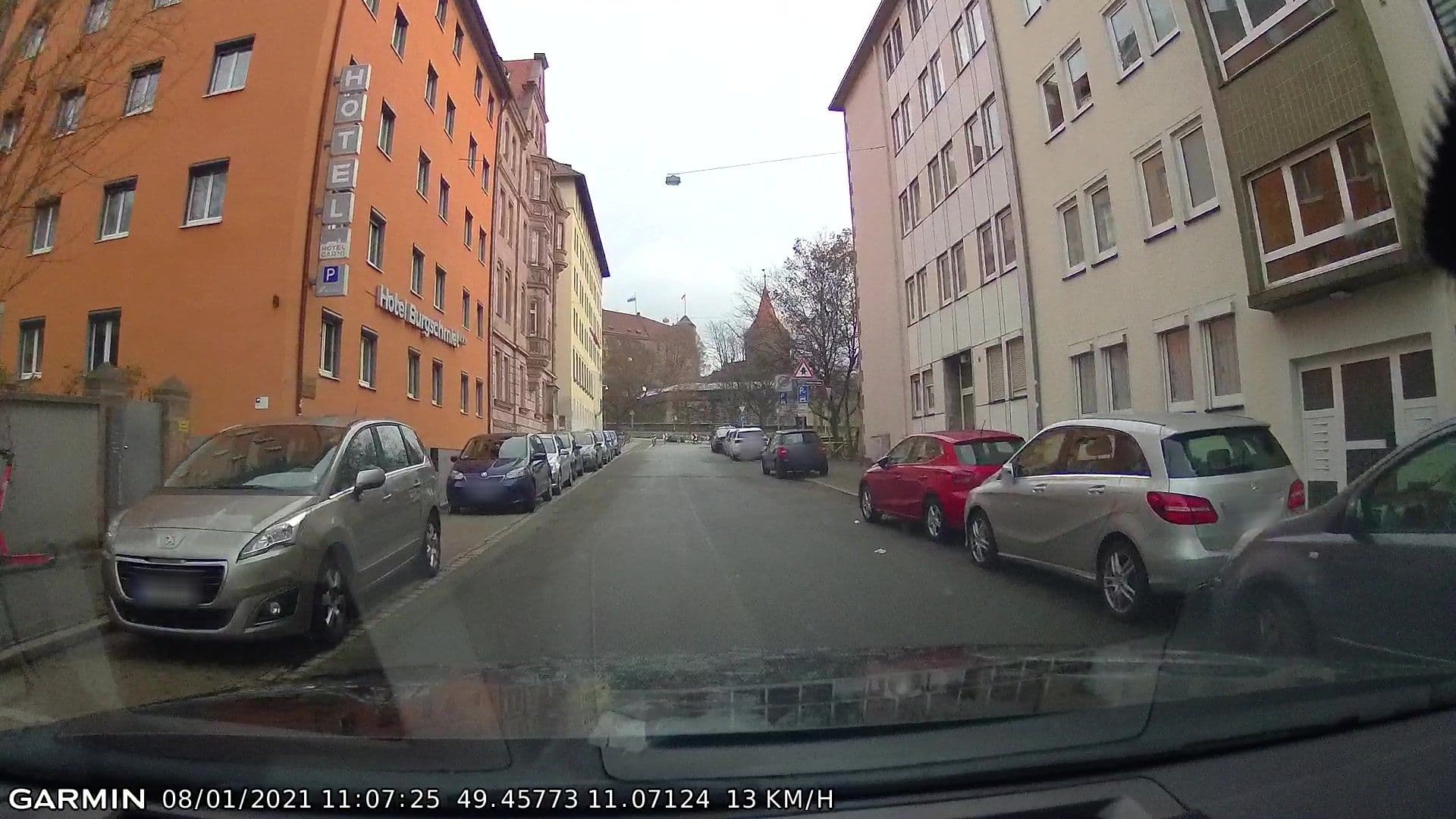 Street view near Hotel Burgschmiet, Nuremberg — © curtisnewton (CC BY-SA · Mapillary)