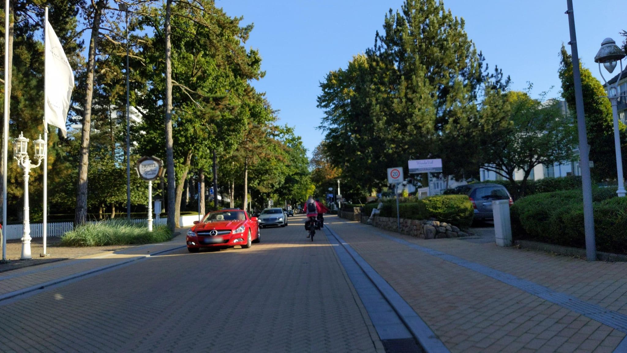 Street view near Landhaus Carstens, Timmendorfer Strand — © rasmustravemnd (CC BY-SA · Mapillary)