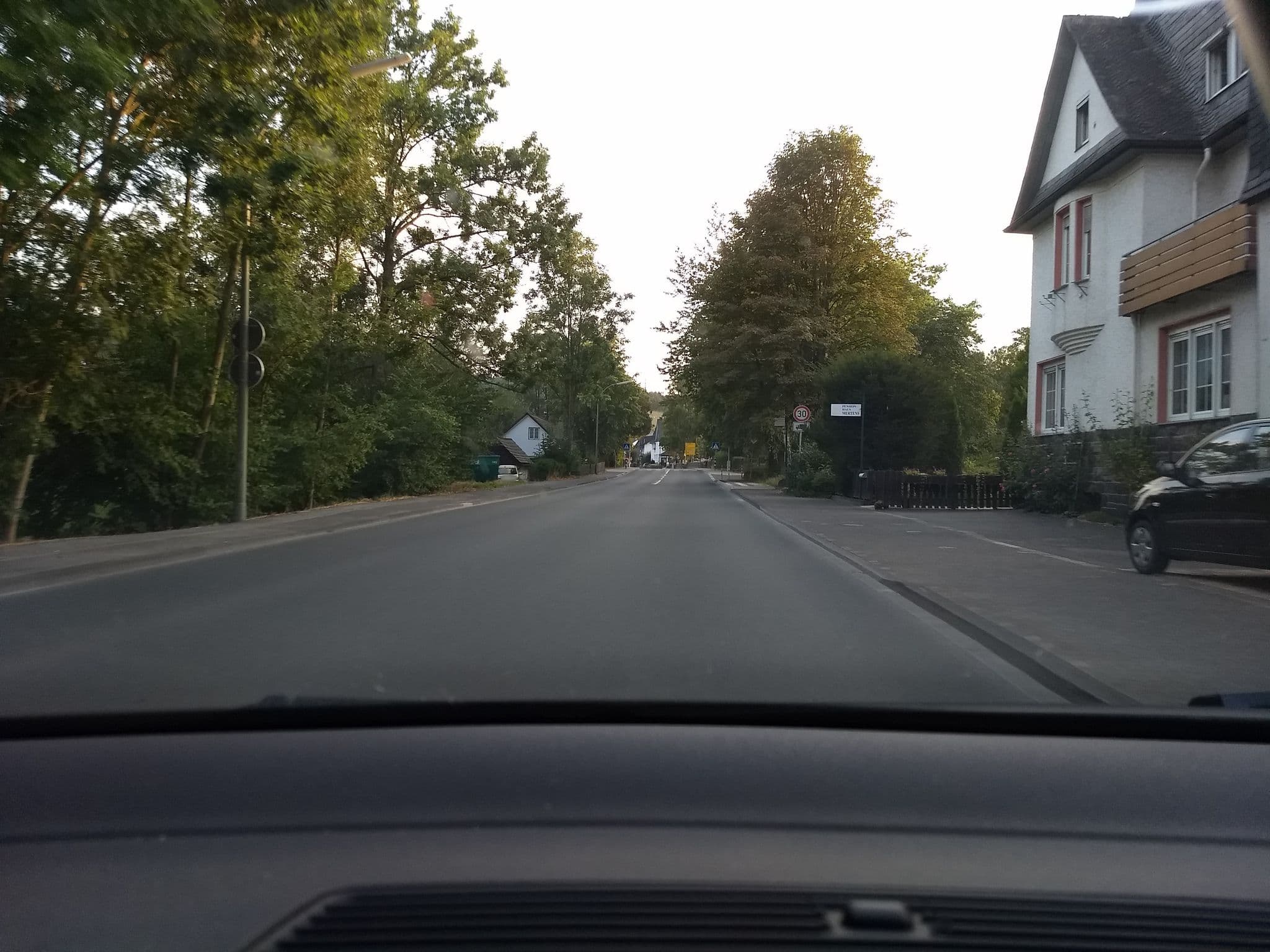 Street view near Haus Mertens, Arnsberg — © herrtichy (CC BY-SA · Mapillary)
