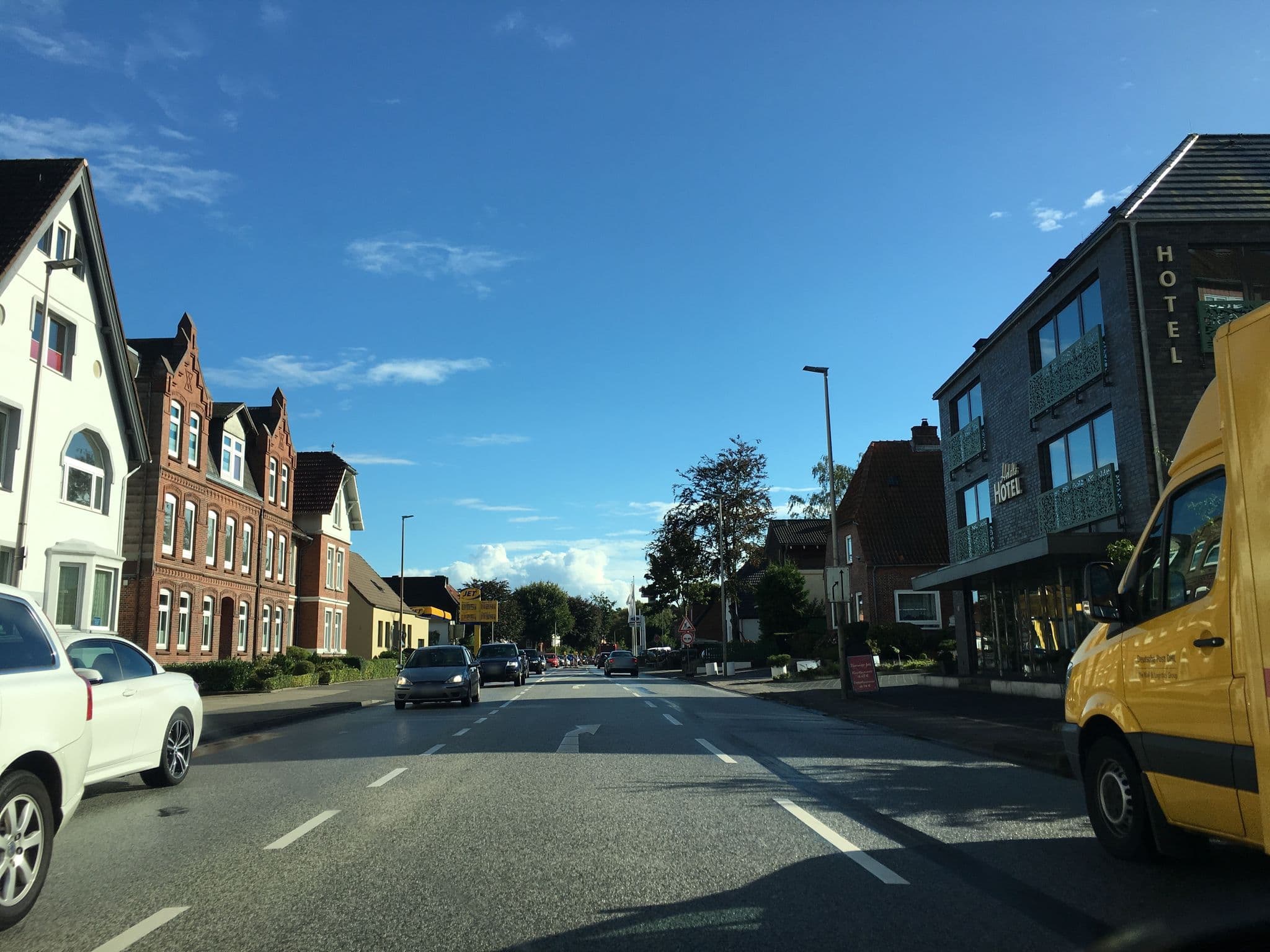 Street view near Heldts Hotel, Eckernförde — © rainerup (CC BY-SA · Mapillary)