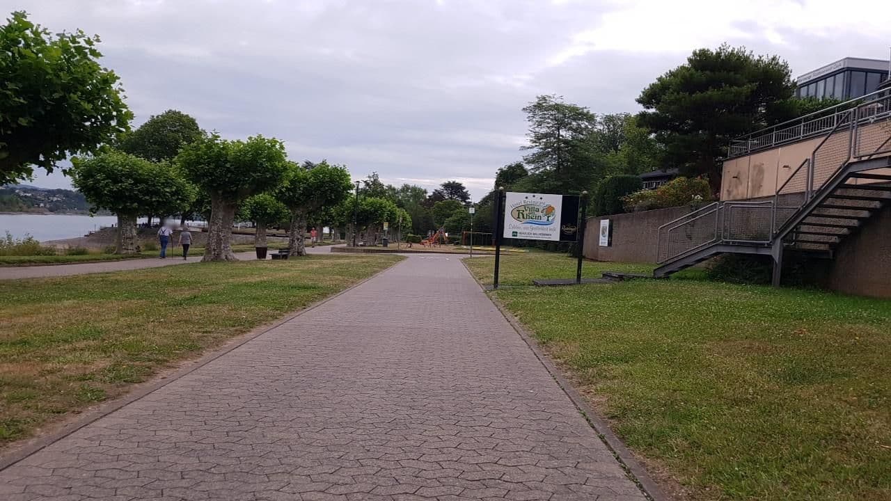 Street view near Villa am Rhein, Andernach — © changchun1 (CC BY-SA · Mapillary)
