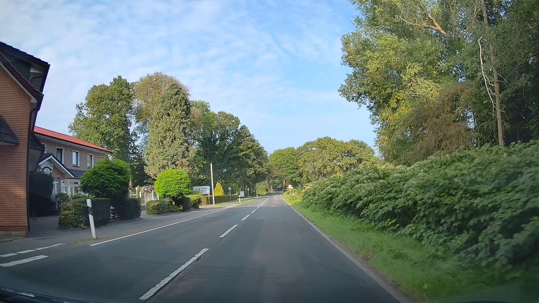 Street view near Gasthof Bucksande, Barßel — © hendel (CC BY-SA · Mapillary)
