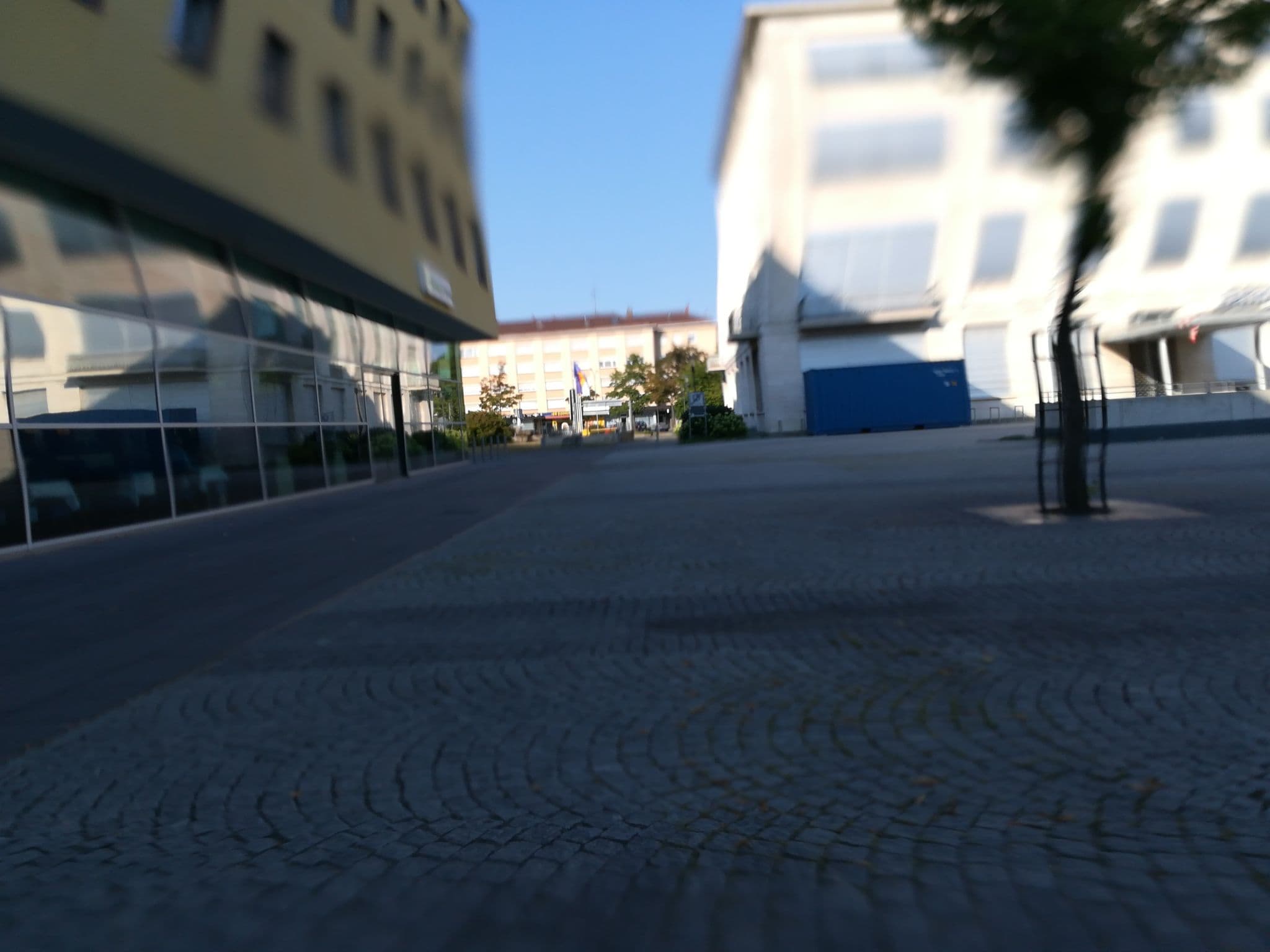 Street view near Holiday Inn Express, Singen — © mr4703 (CC BY-SA · Mapillary)
