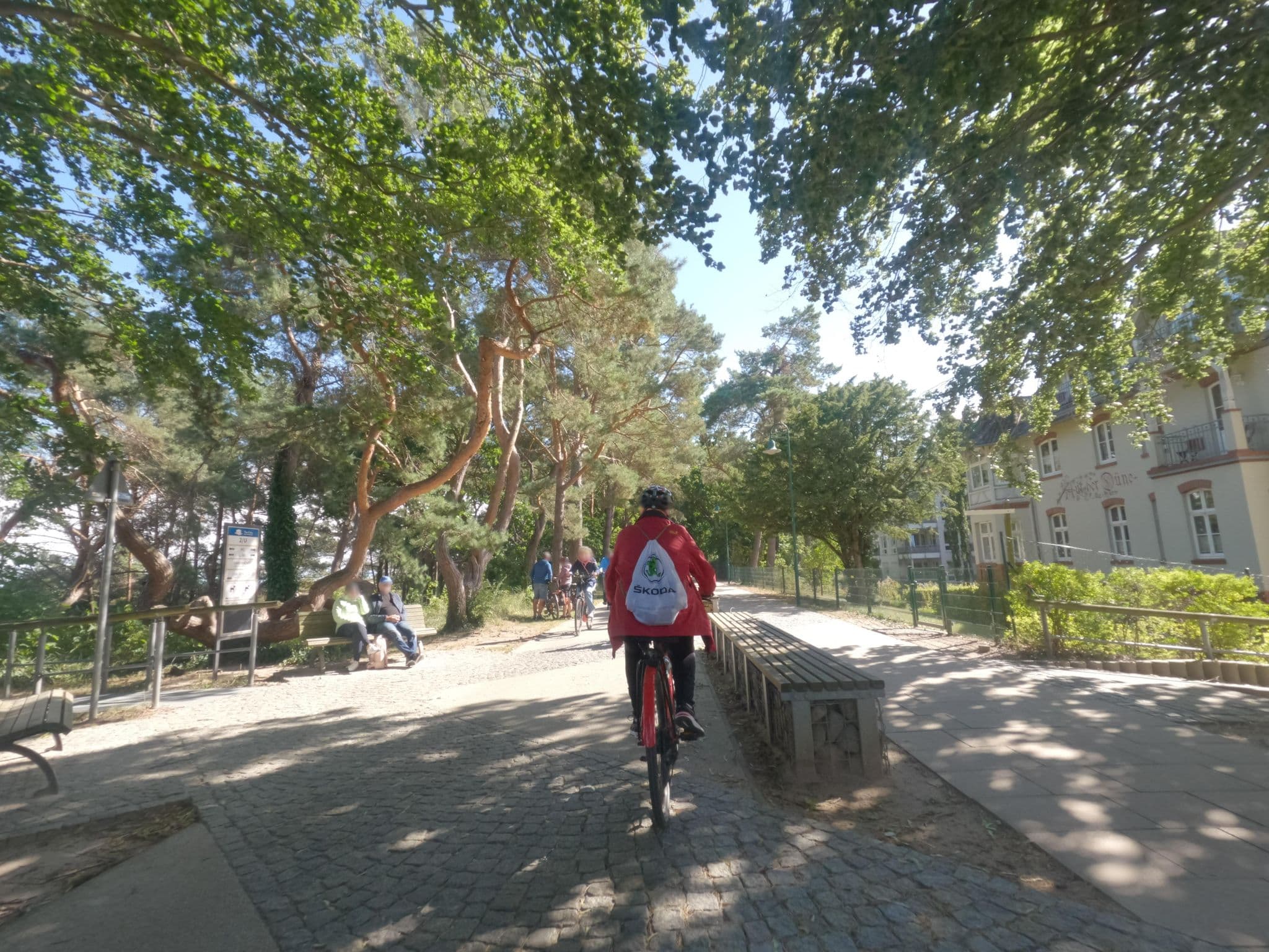 Street view near Auf der Düne, Bansin — © masterofnoroad (CC BY-SA · Mapillary)