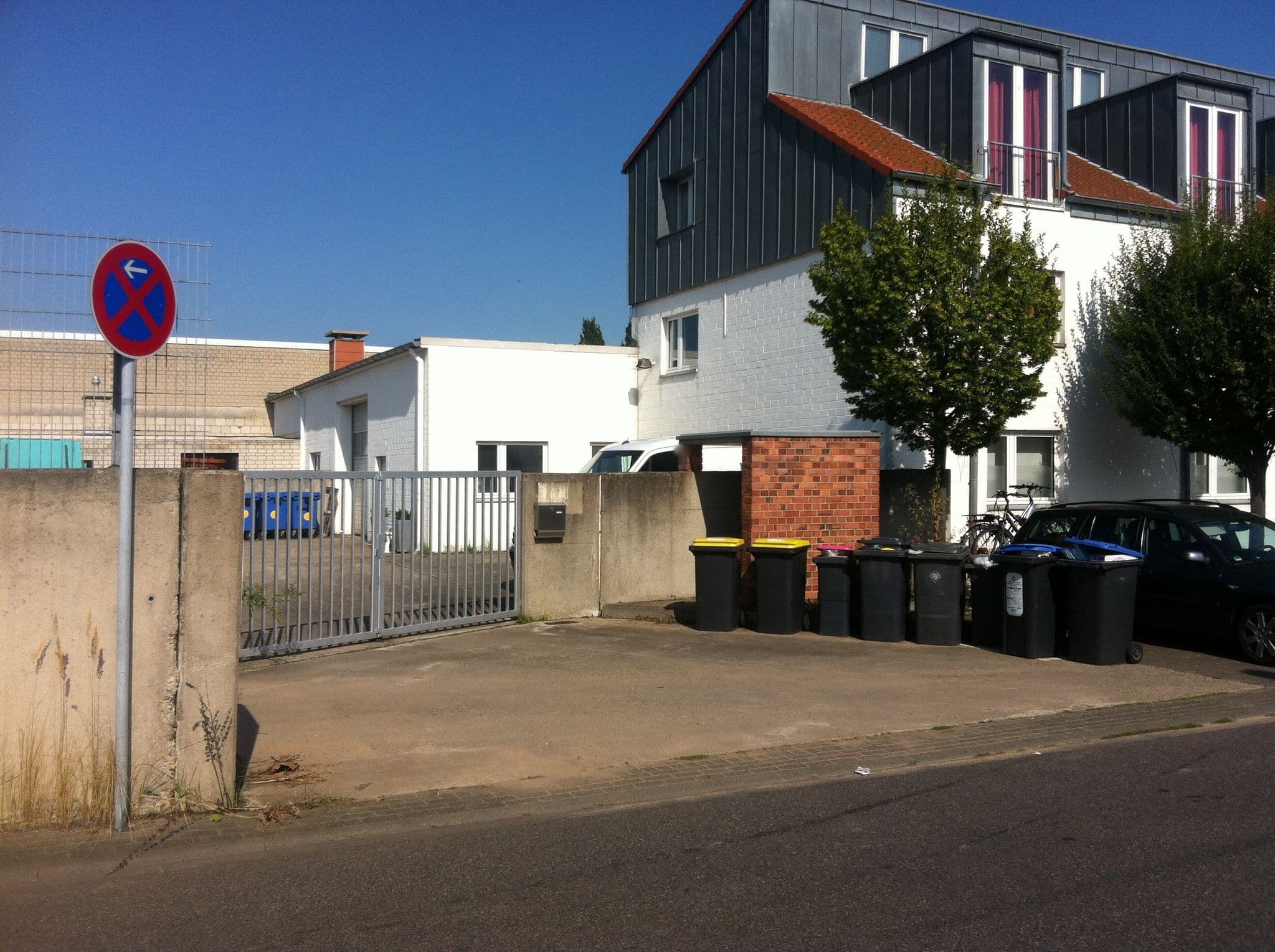 Street view near UR Raum, Geyen — © raymond (CC BY-SA · Mapillary)