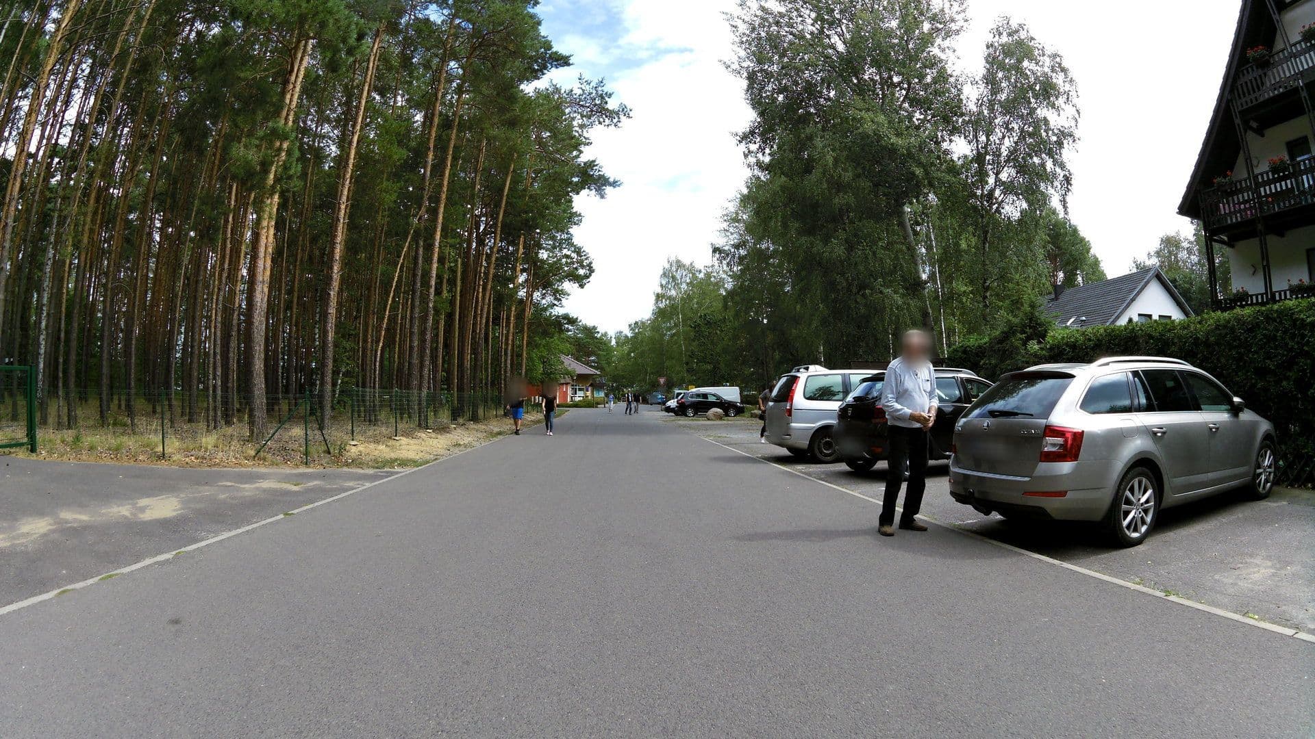 Street view near Hotel Waldhütte, Drebkau — © moenk (CC BY-SA · Mapillary)