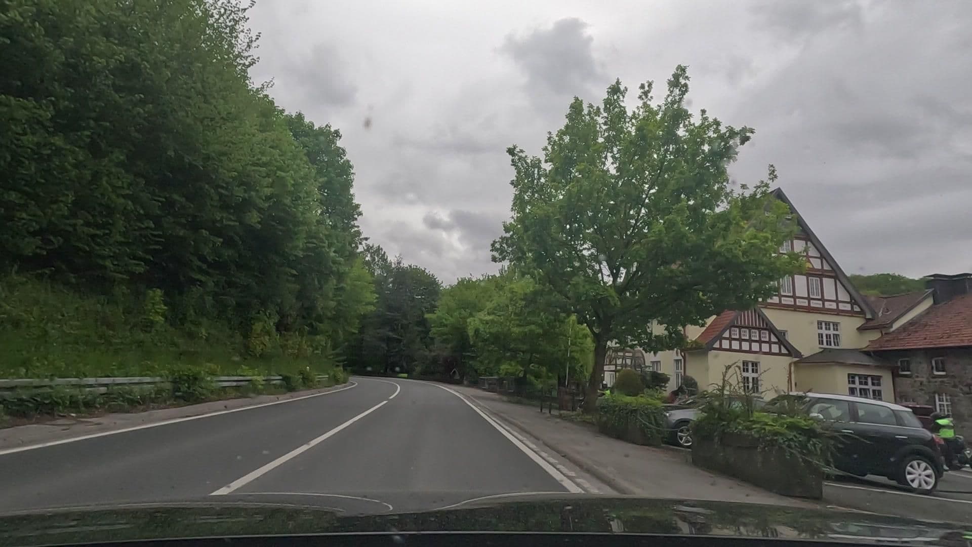 Street view near Haus Recke, Balve — © uwekoch (CC BY-SA · Mapillary)
